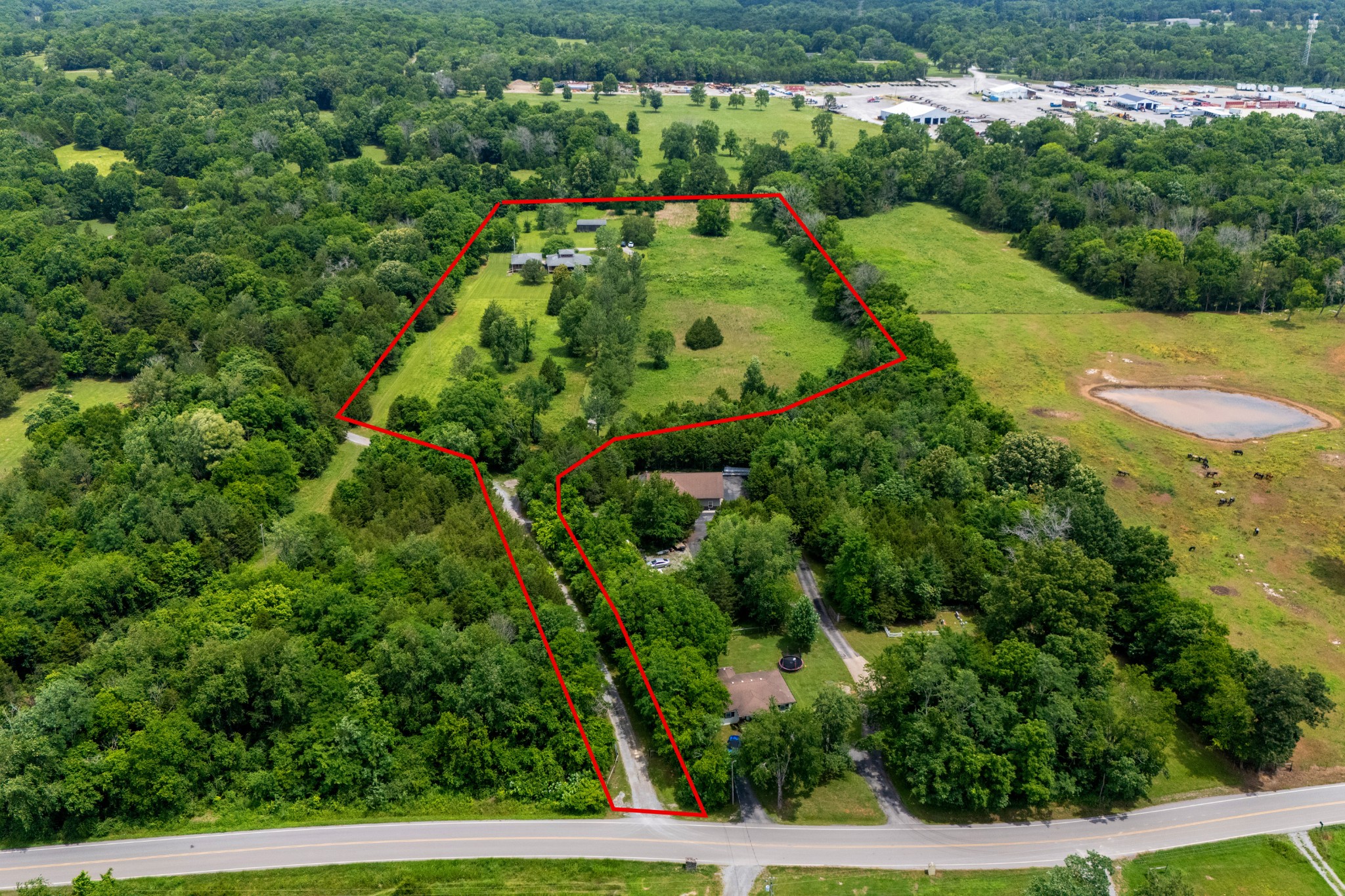859 Flat Woods Rd, Lebanon, TN 37090