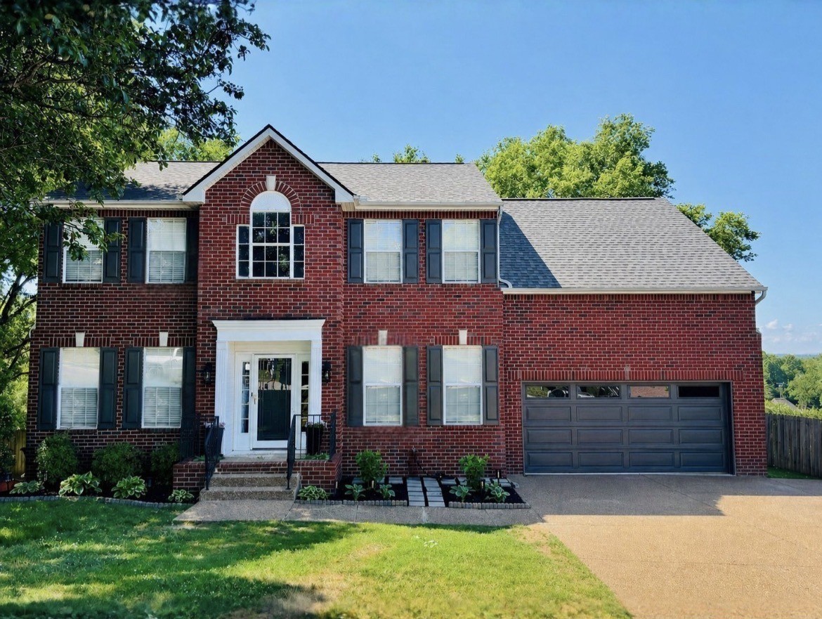 149 Grove Ln S, Hendersonville, TN 37075