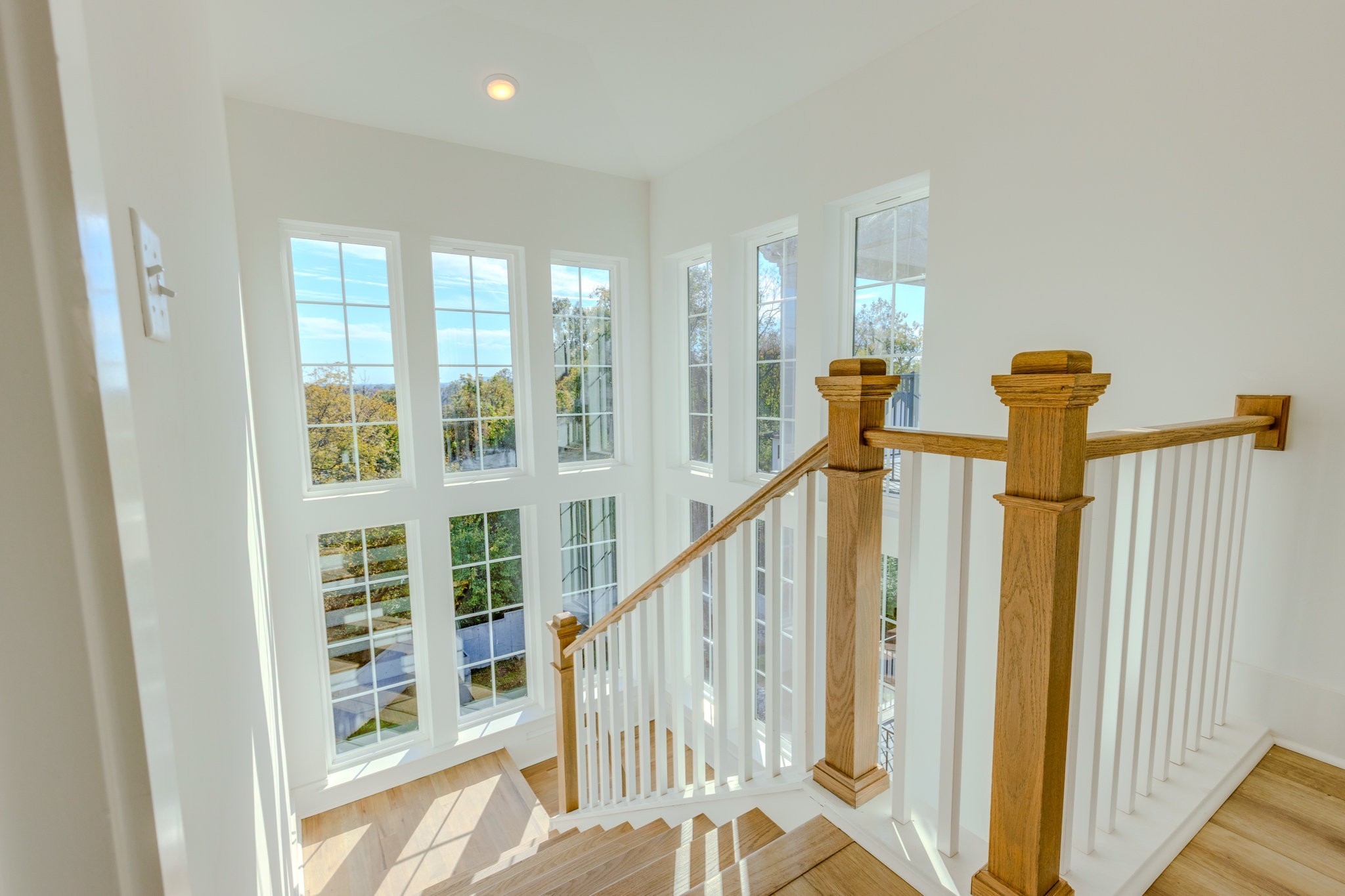 205 Daydreamer Ln, Nashville, TN 37206