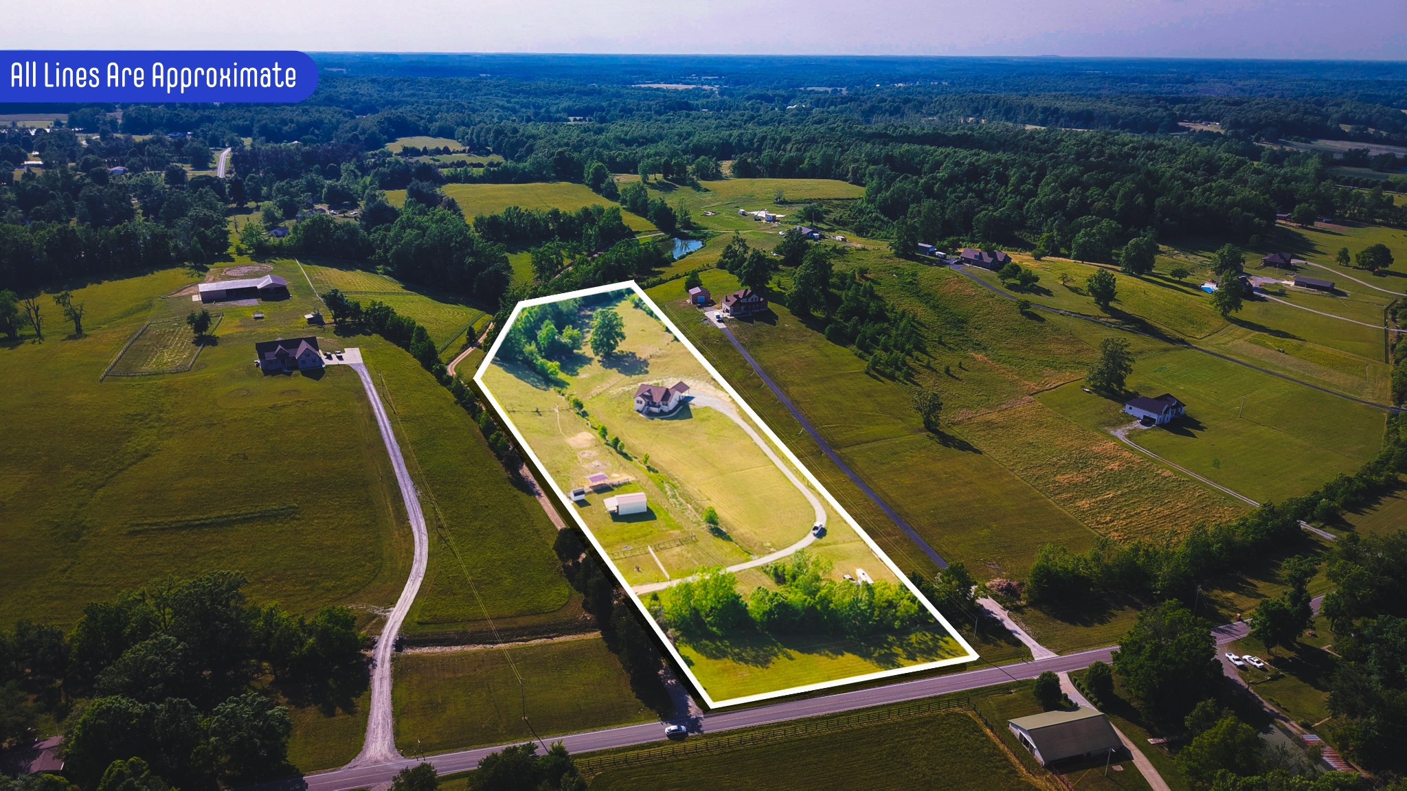 1631A Rock Bridge Rd, Bethpage, TN 37022