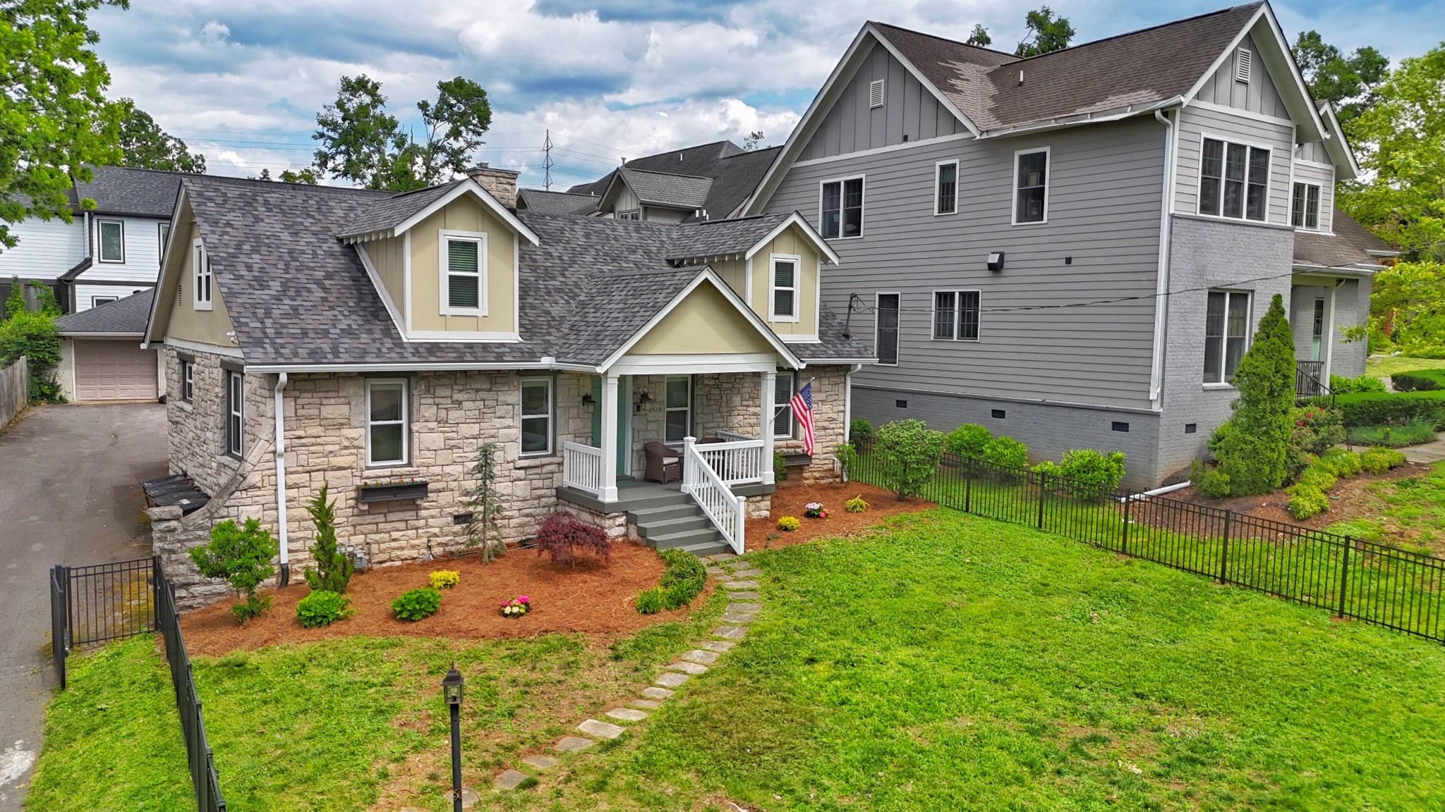 2518 Sharondale Dr, Nashville, TN 37215