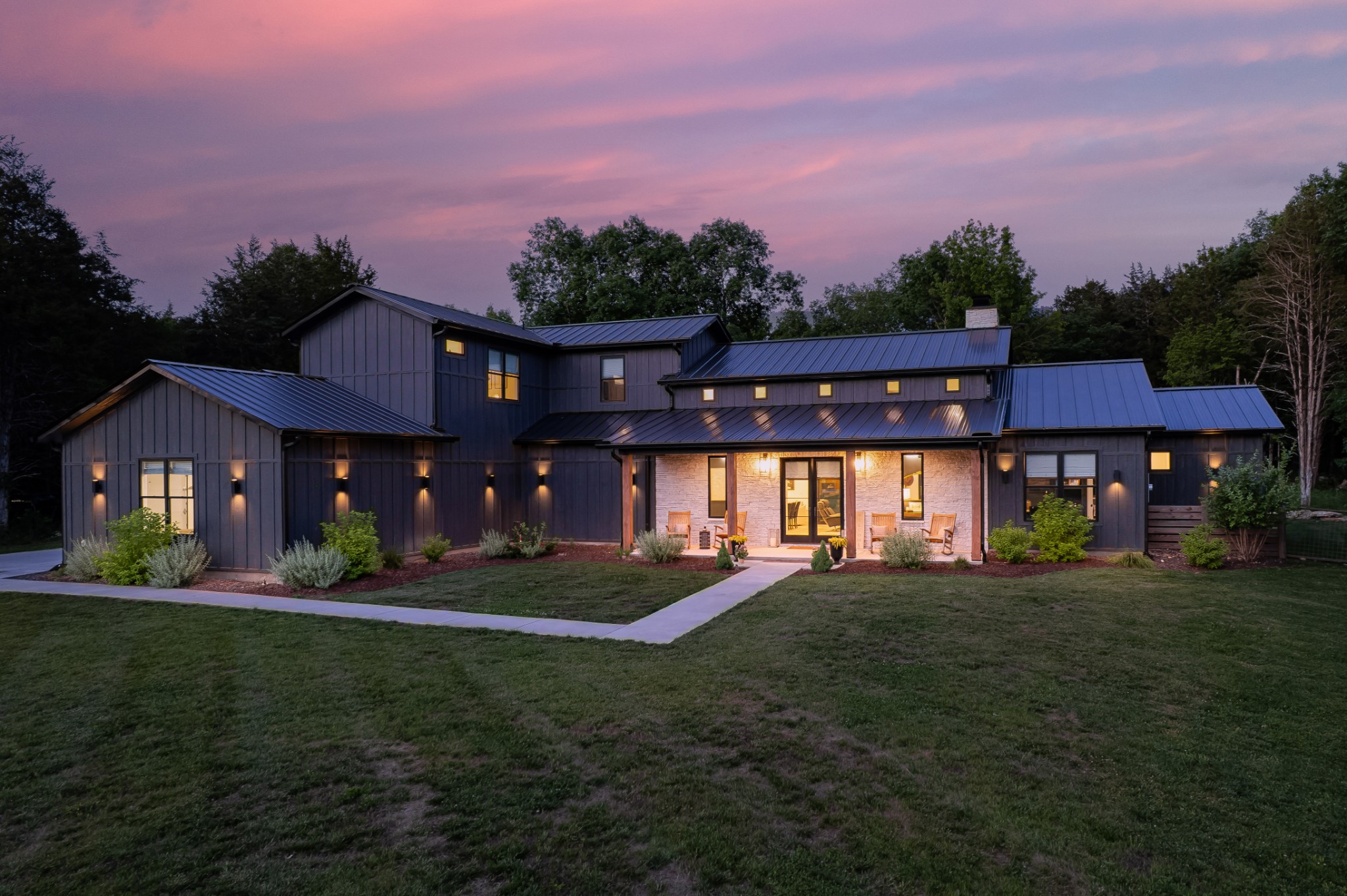2195 Carpenter Bridge Rd, Columbia, TN 38401