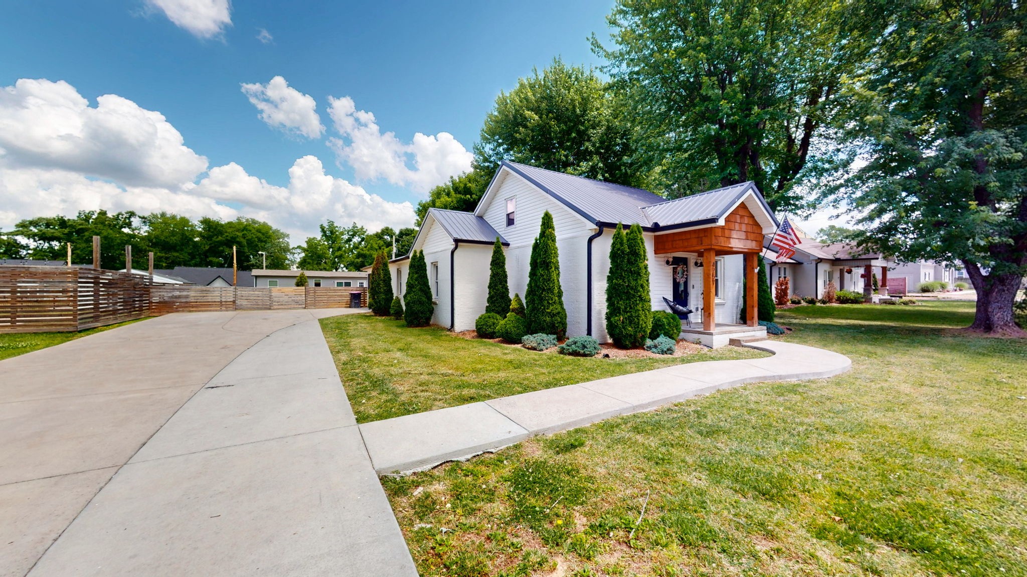 4257 Church St, Greenbrier, TN 37073