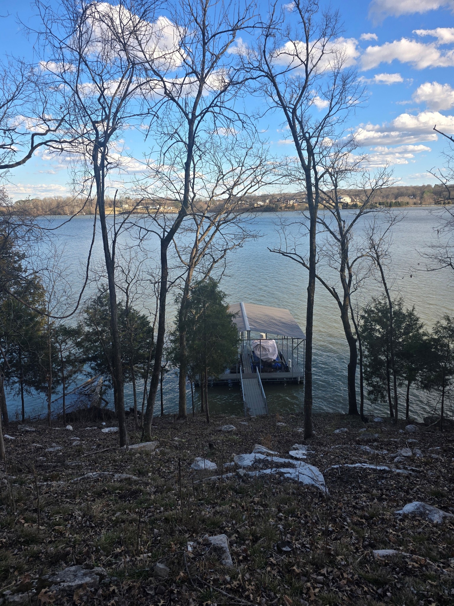 1060 Hickory Harbor Dr, Gallatin, TN 37066