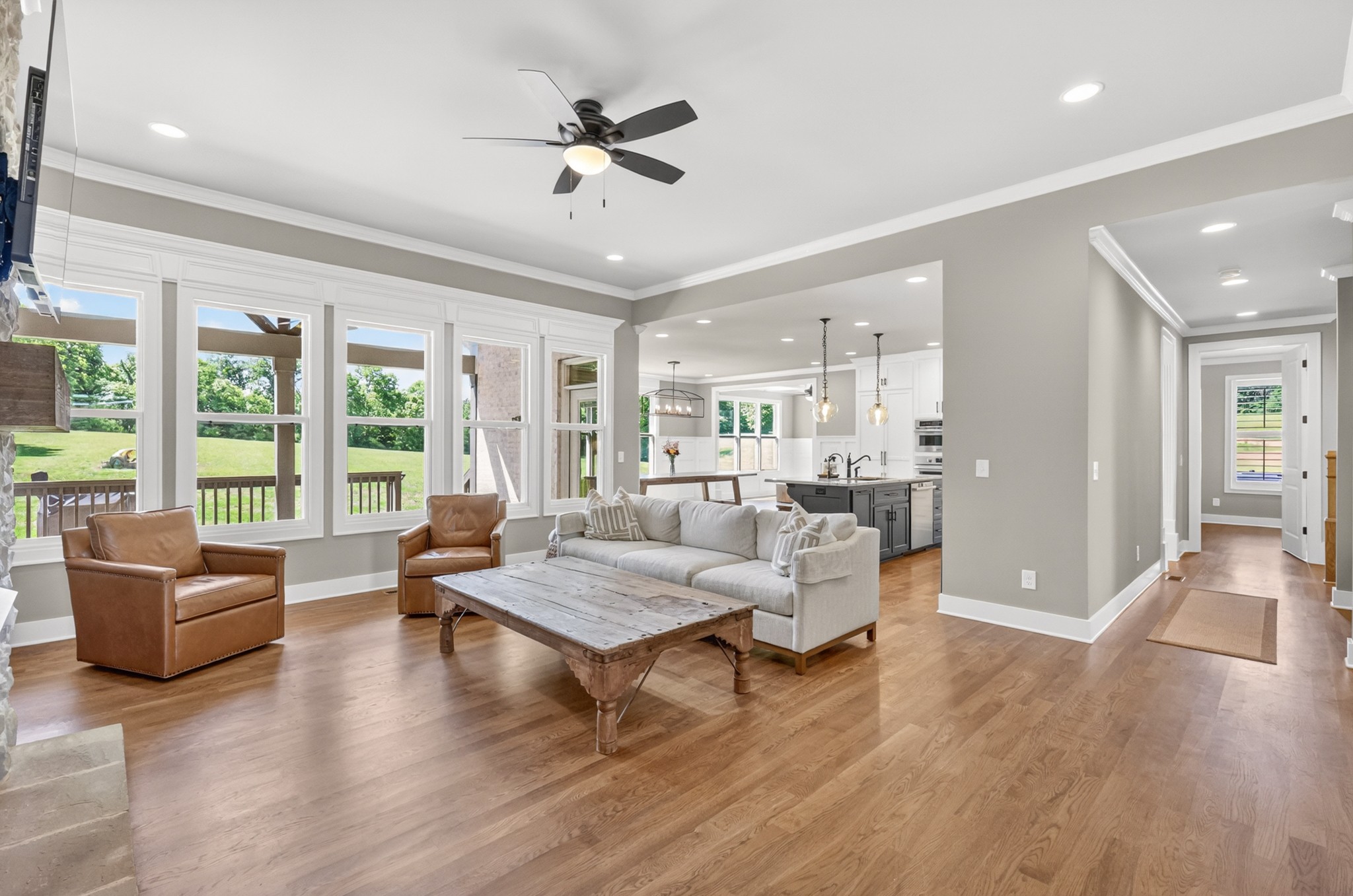 1176 Iron Bridge Rd, Columbia, TN 38401