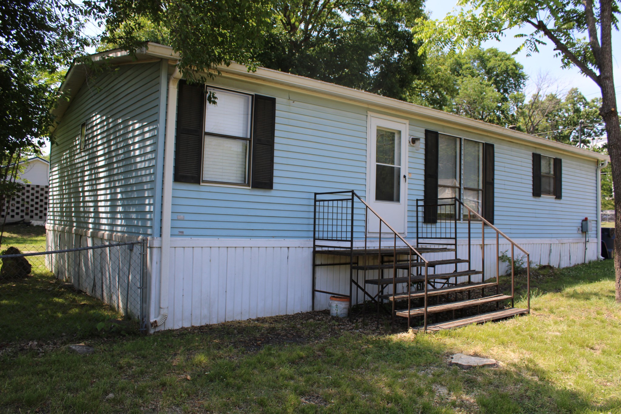 1706 Mars St, La Vergne, TN 37086
