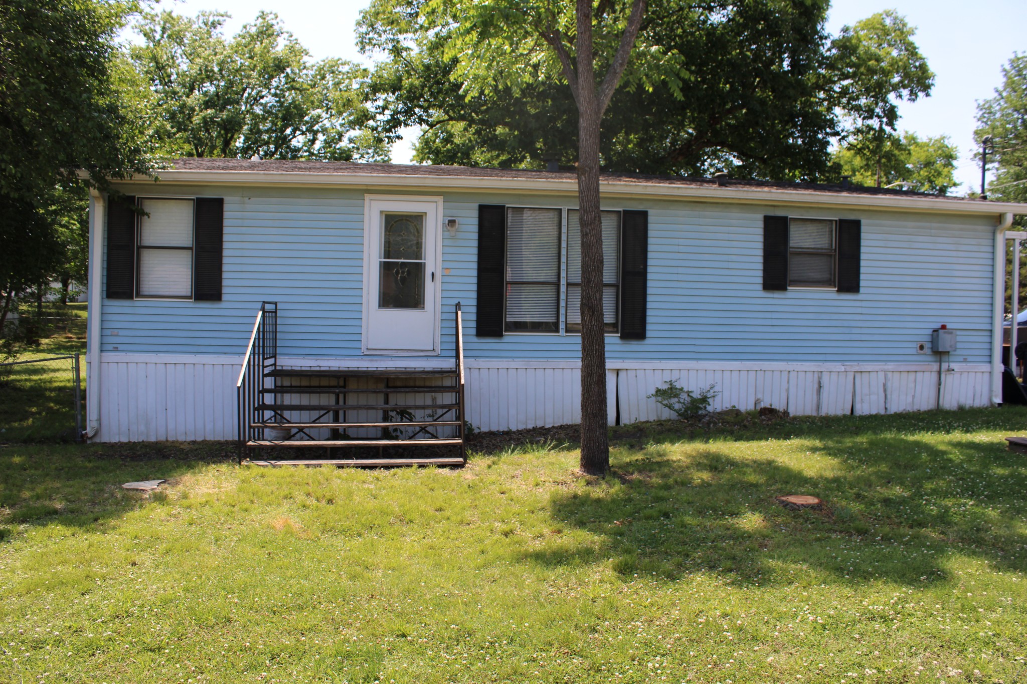 1706 Mars St, La Vergne, TN 37086