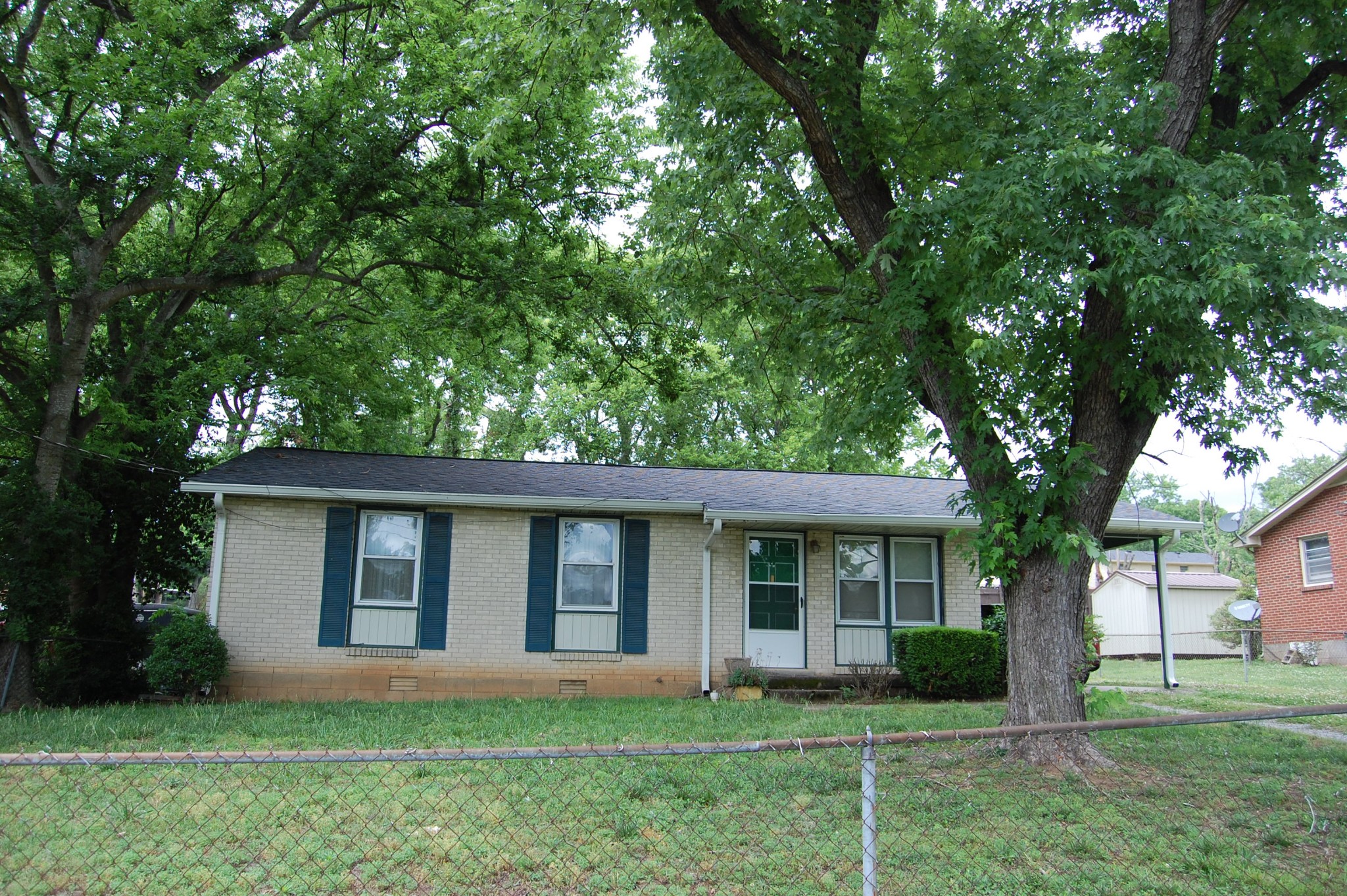 220 Cherry Dr, Franklin, TN 37064