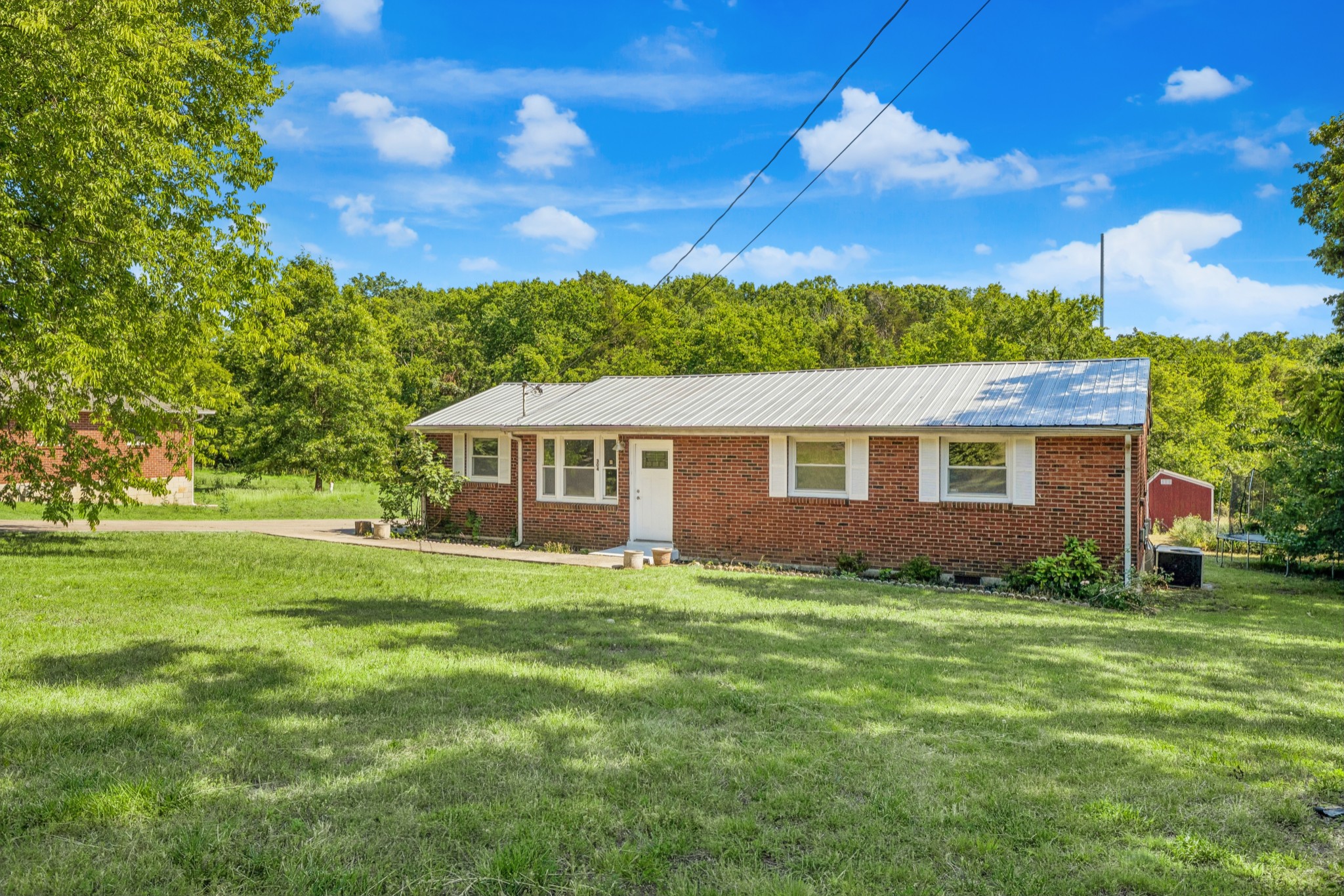 304 Starlight Dr, Nashville, TN 37207