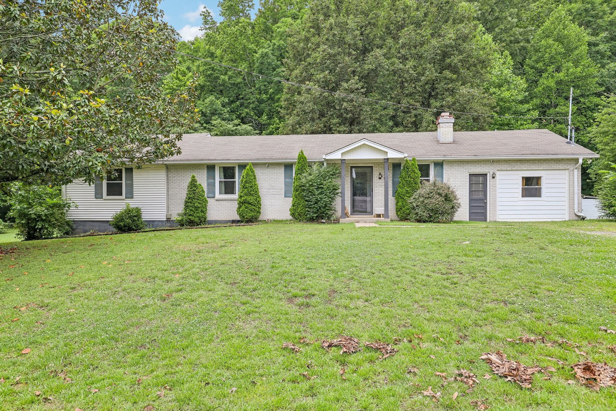 403 Pennington Ln, Cedar Hill, TN 37032