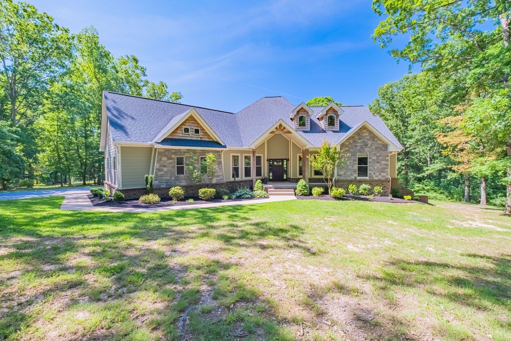 1022 Alameda Dr, Portland, TN 37148