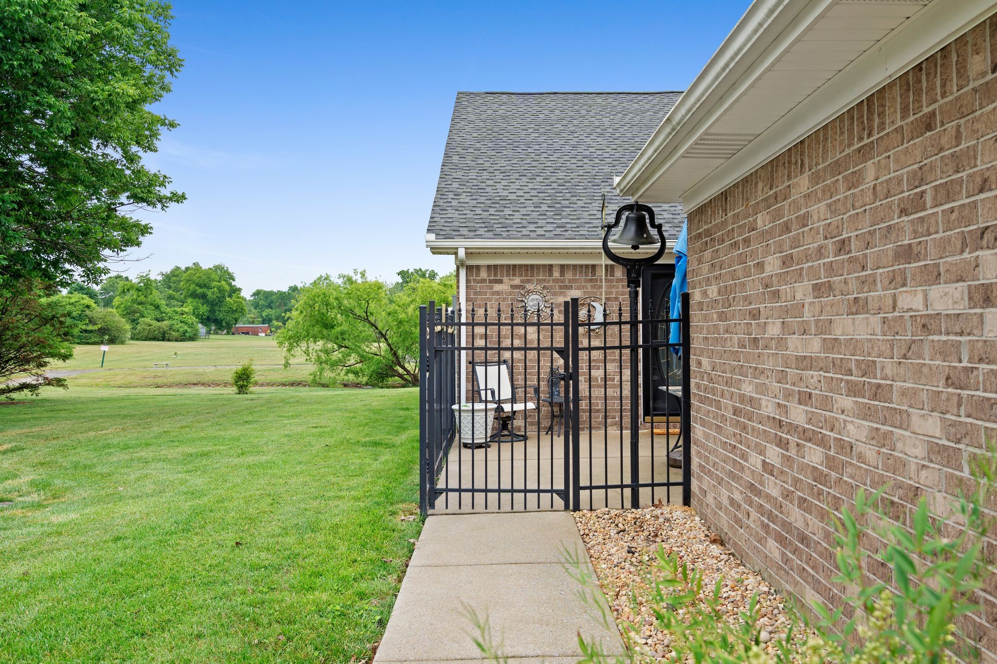 816 Lock 4 Rd #301, Gallatin, TN 37066