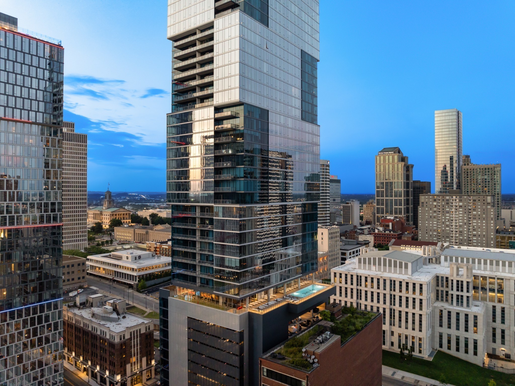 805 Church St S #3206, Nashville, TN 37203