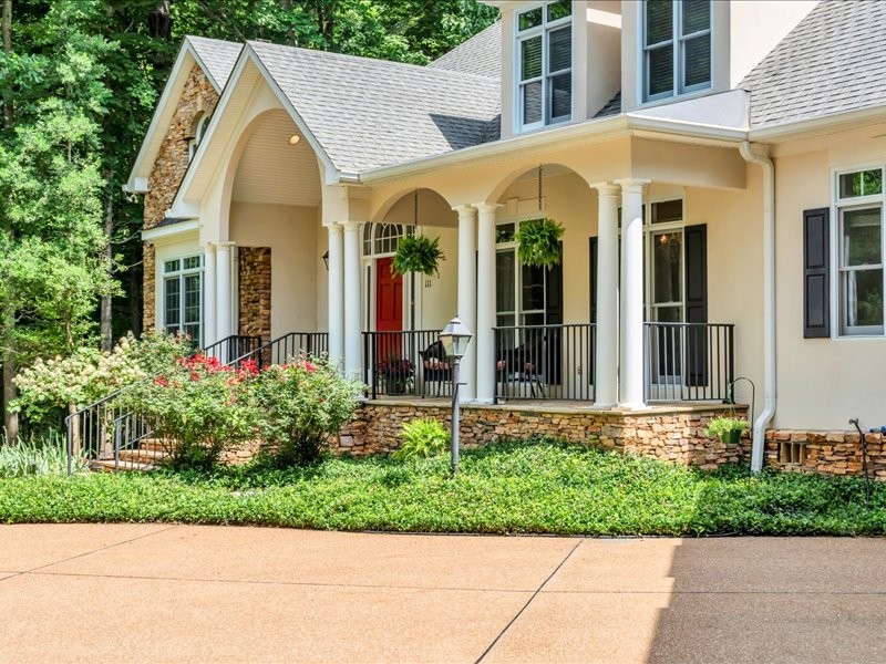 111 Arcadia Ct, Murfreesboro, TN 37130