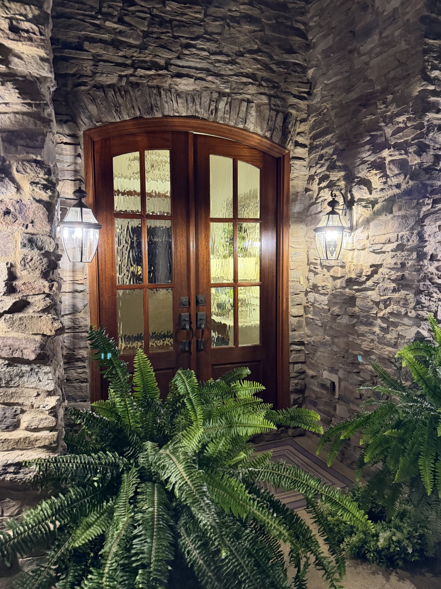 135 Bloomsbury Dr, Portland, TN 37148