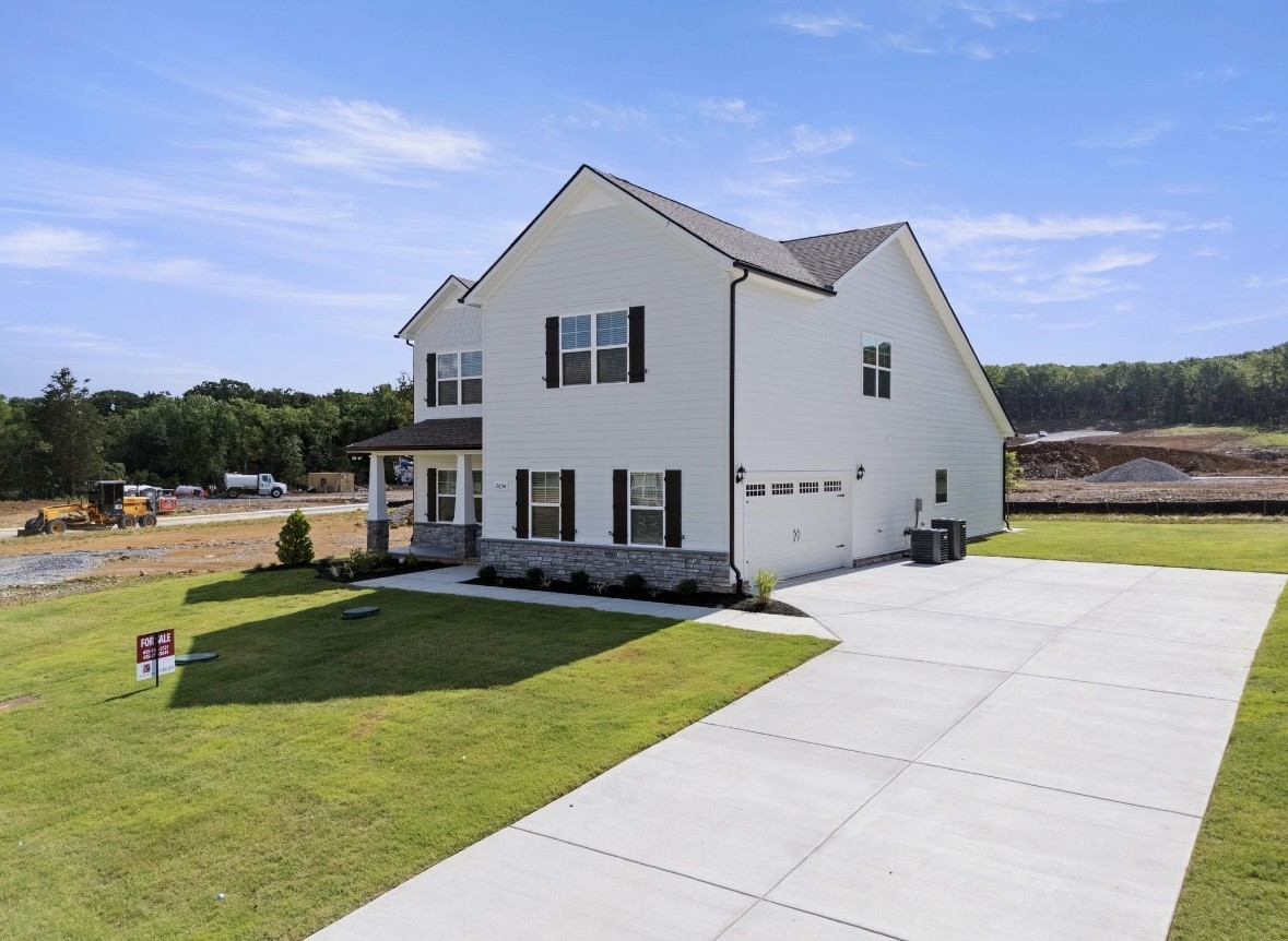 2634 Strahan Dr, Murfreesboro, TN 37129