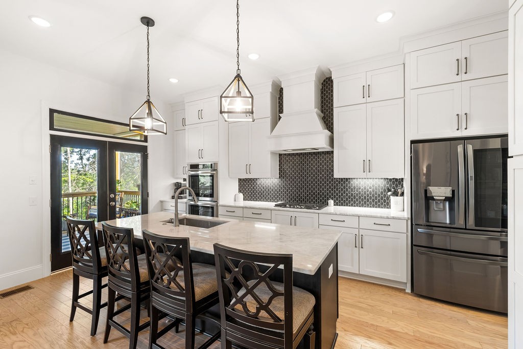 716 Summit Oaks Ct, Nashville, TN 37221