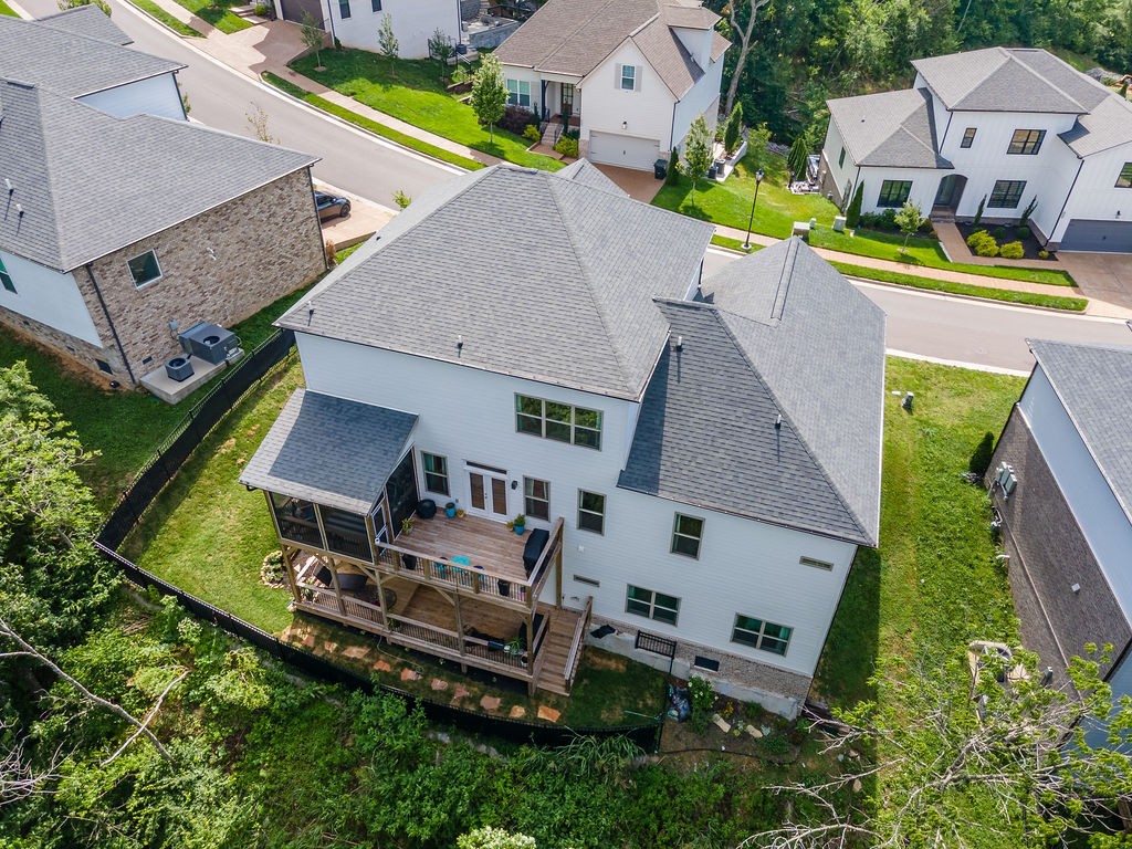 716 Summit Oaks Ct, Nashville, TN 37221