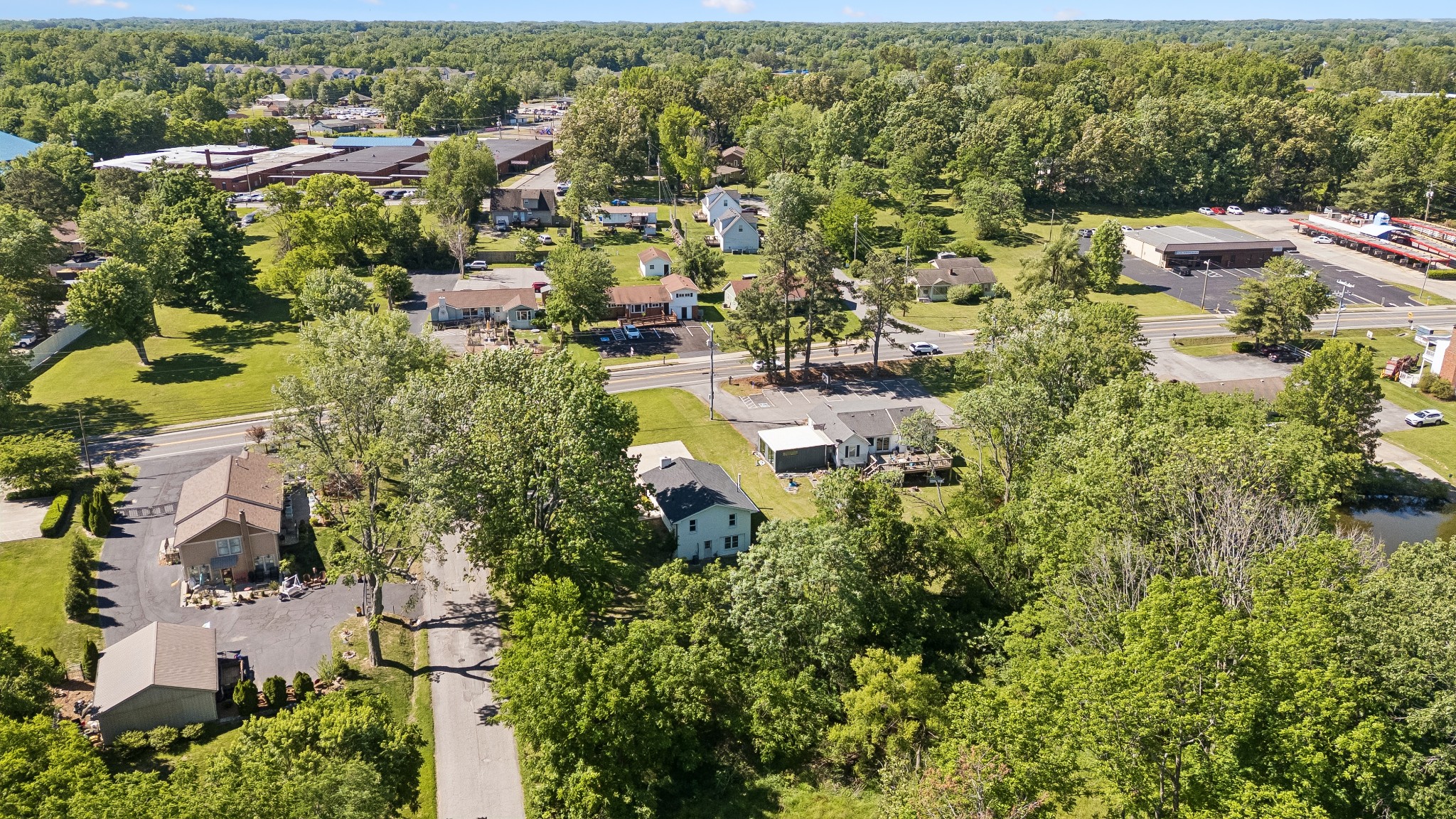 400 Highway 76, White House, TN 37188