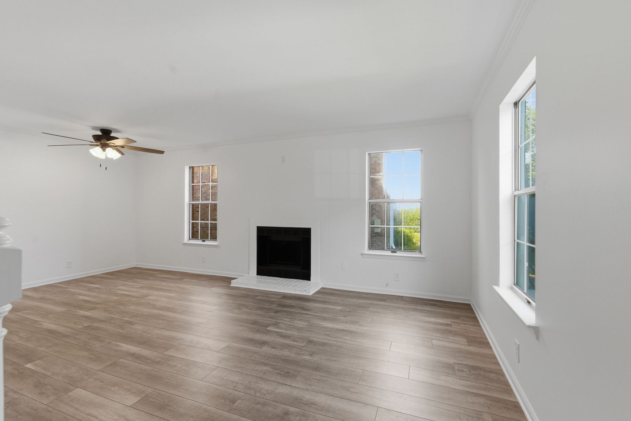 286 Donna Dr #D, Hendersonville, TN 37075