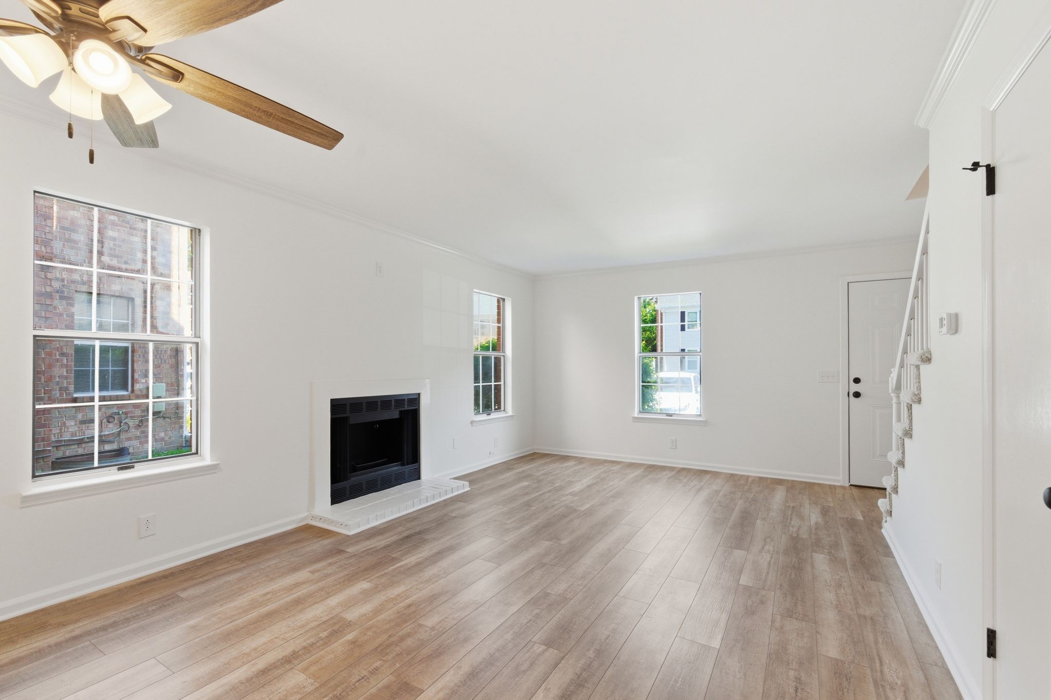 286 Donna Dr #D, Hendersonville, TN 37075