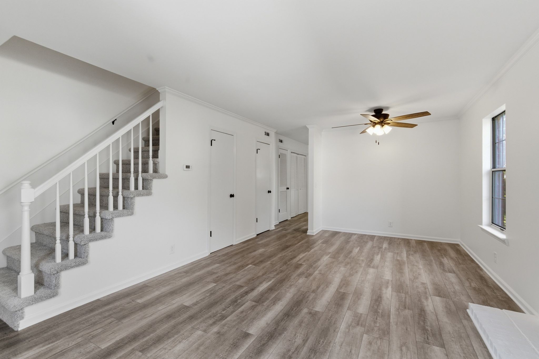 286 Donna Dr #D, Hendersonville, TN 37075