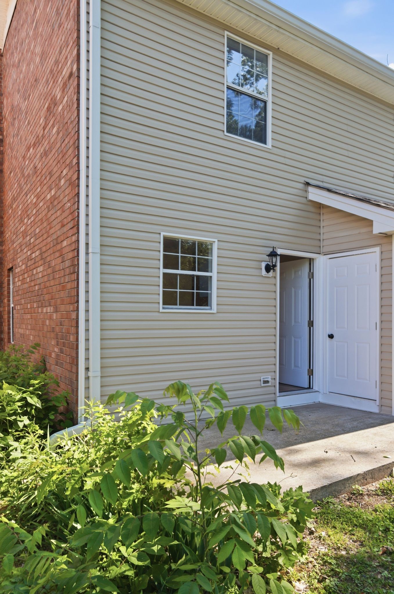 286 Donna Dr #D, Hendersonville, TN 37075
