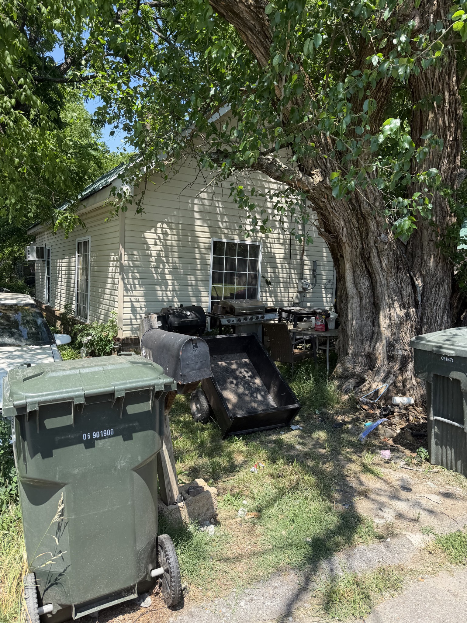 304 20th Ave E, Springfield, TN 37172