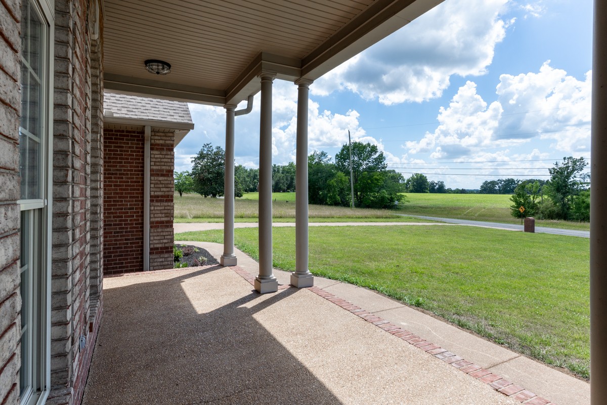 113 Brandy Hollow Rd, Portland, TN 37148