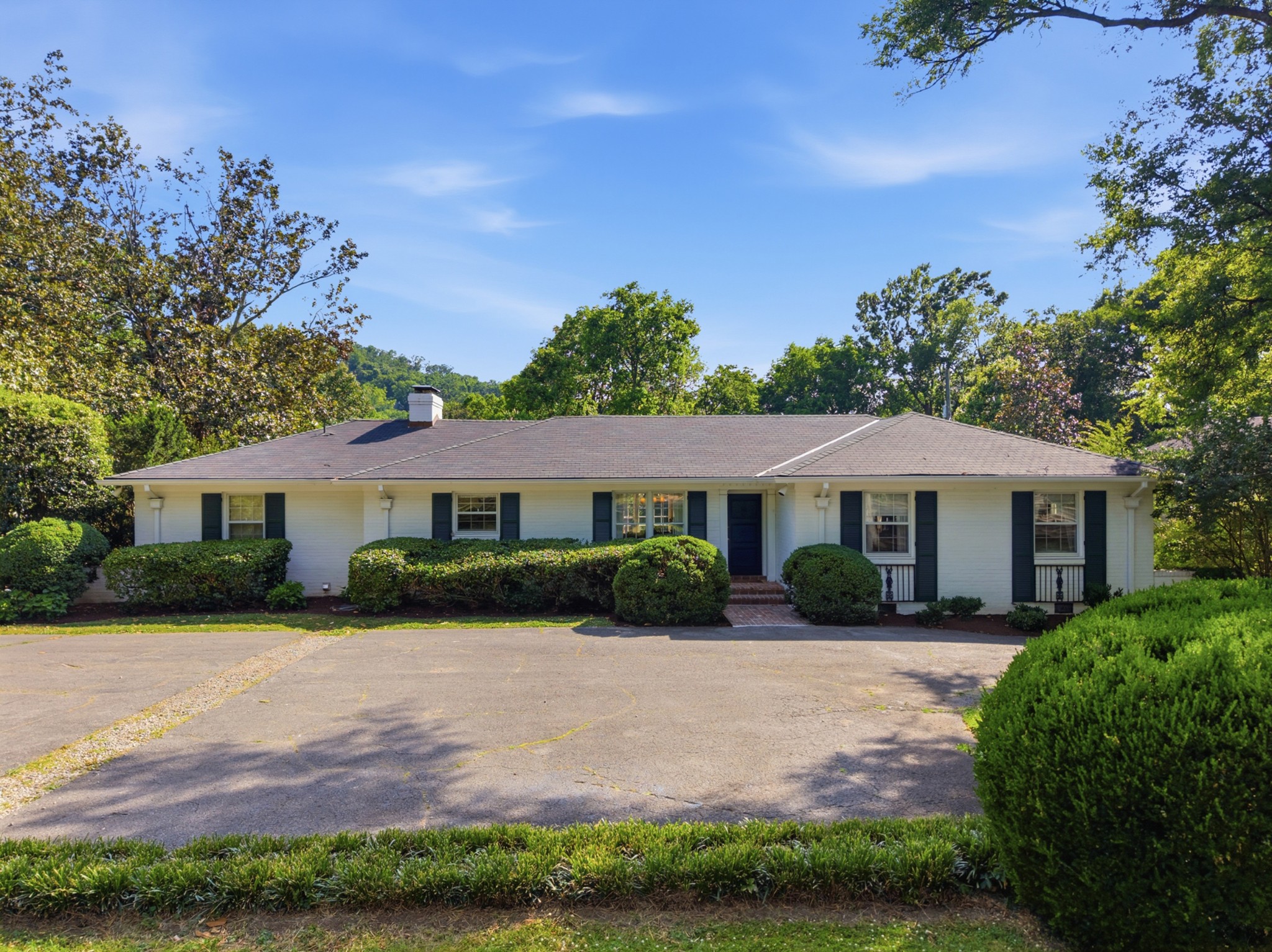 2709 Tyne Blvd, Nashville, TN 37215