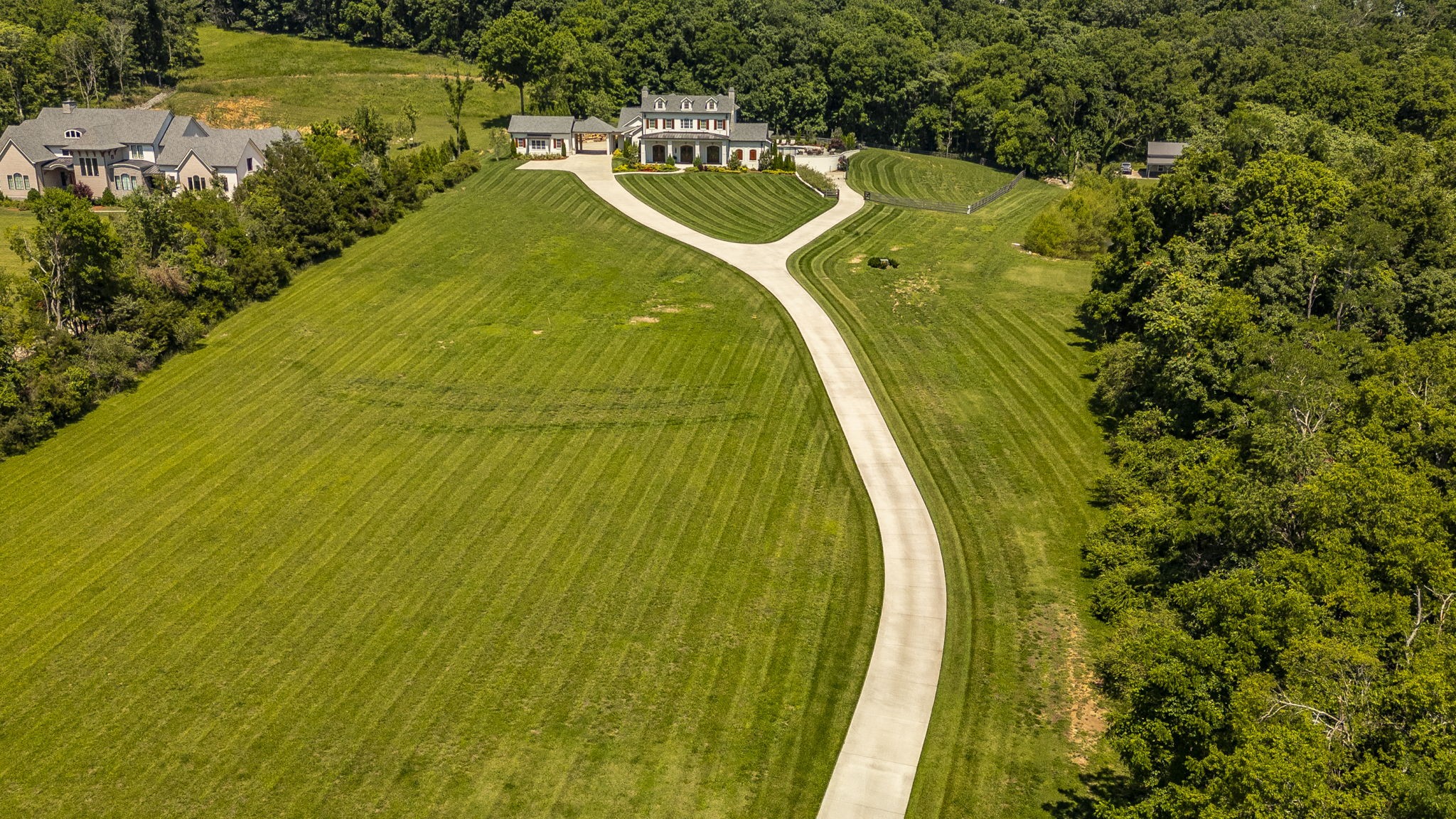 309 Hurt Rd, Hendersonville, TN 37075