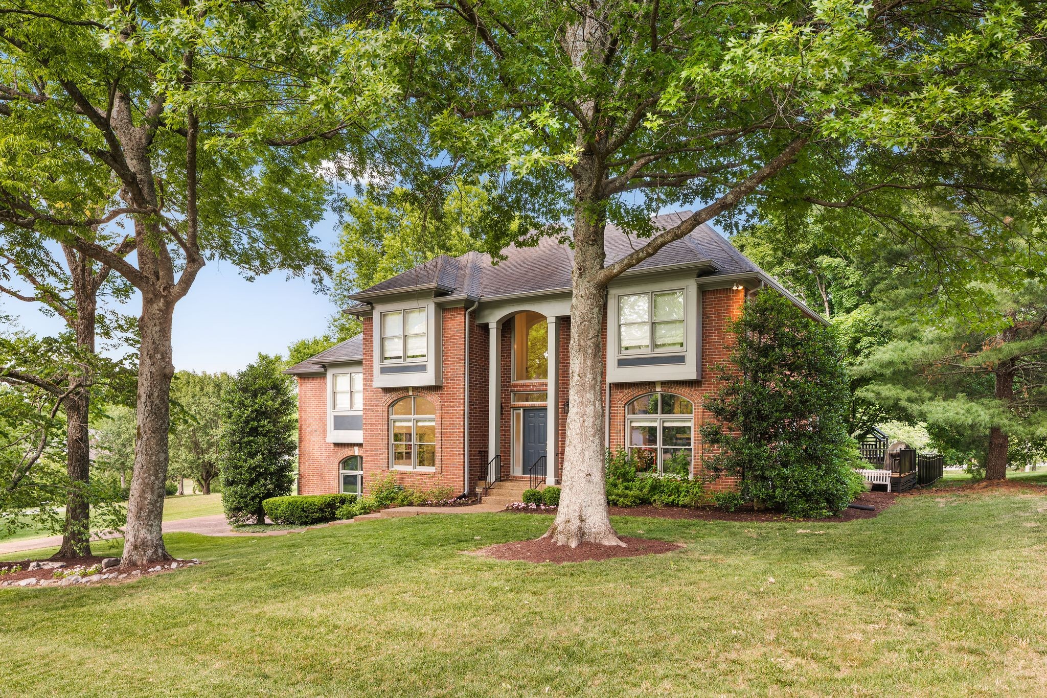 9457 Foothills Dr, Brentwood, TN 37027