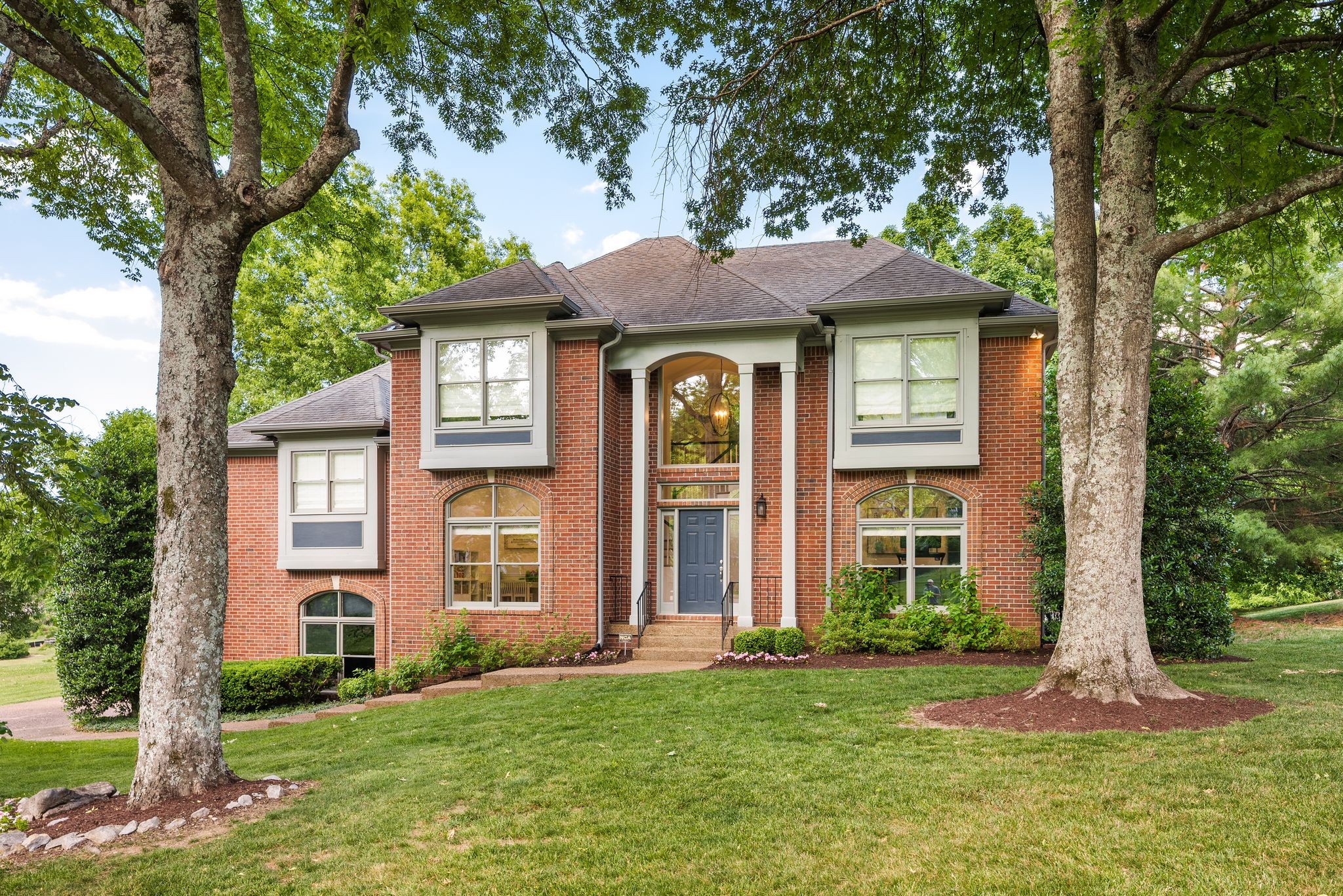 9457 Foothills Dr, Brentwood, TN 37027