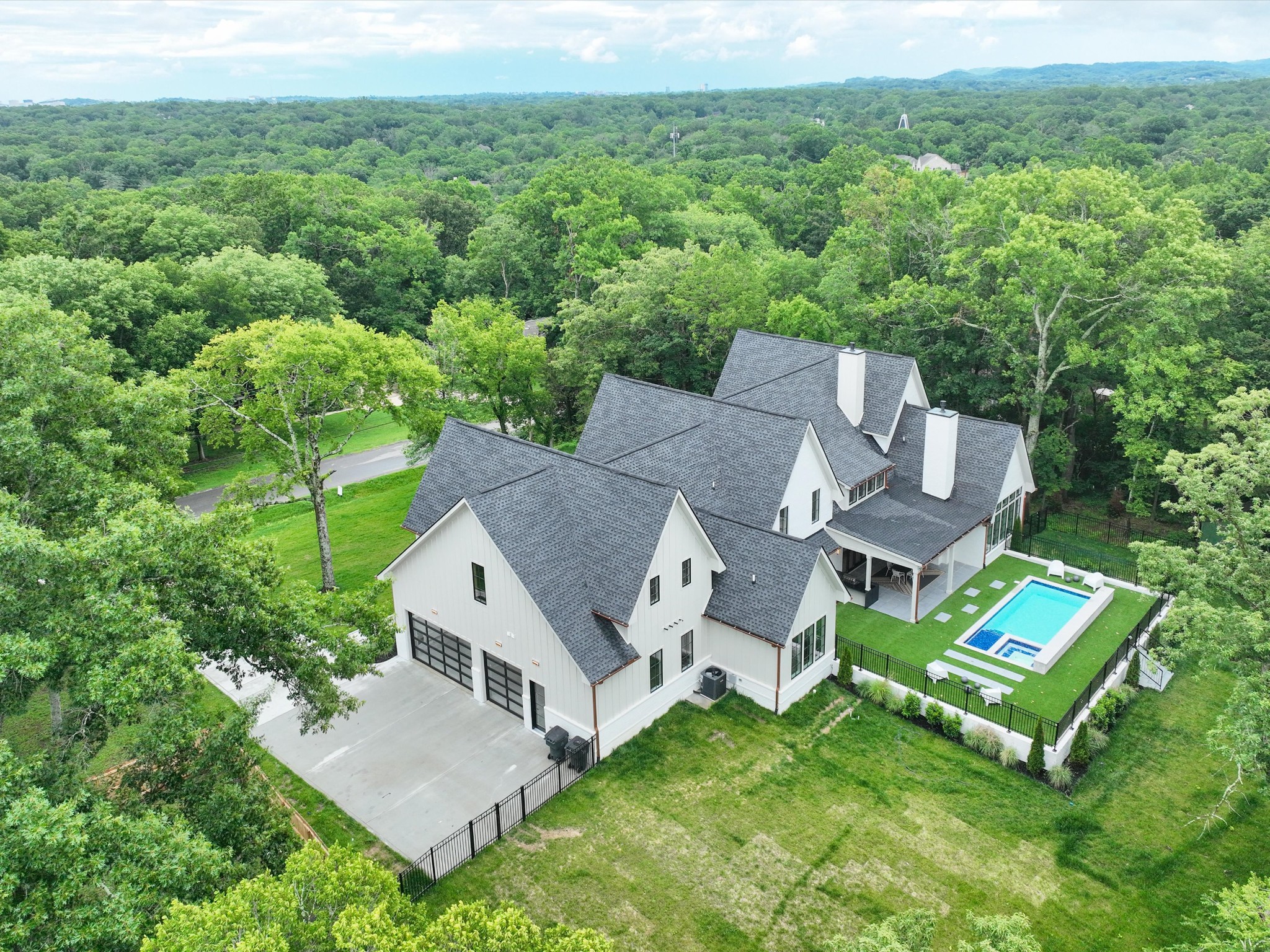 1019 Davidson Rd, Nashville, TN 37205