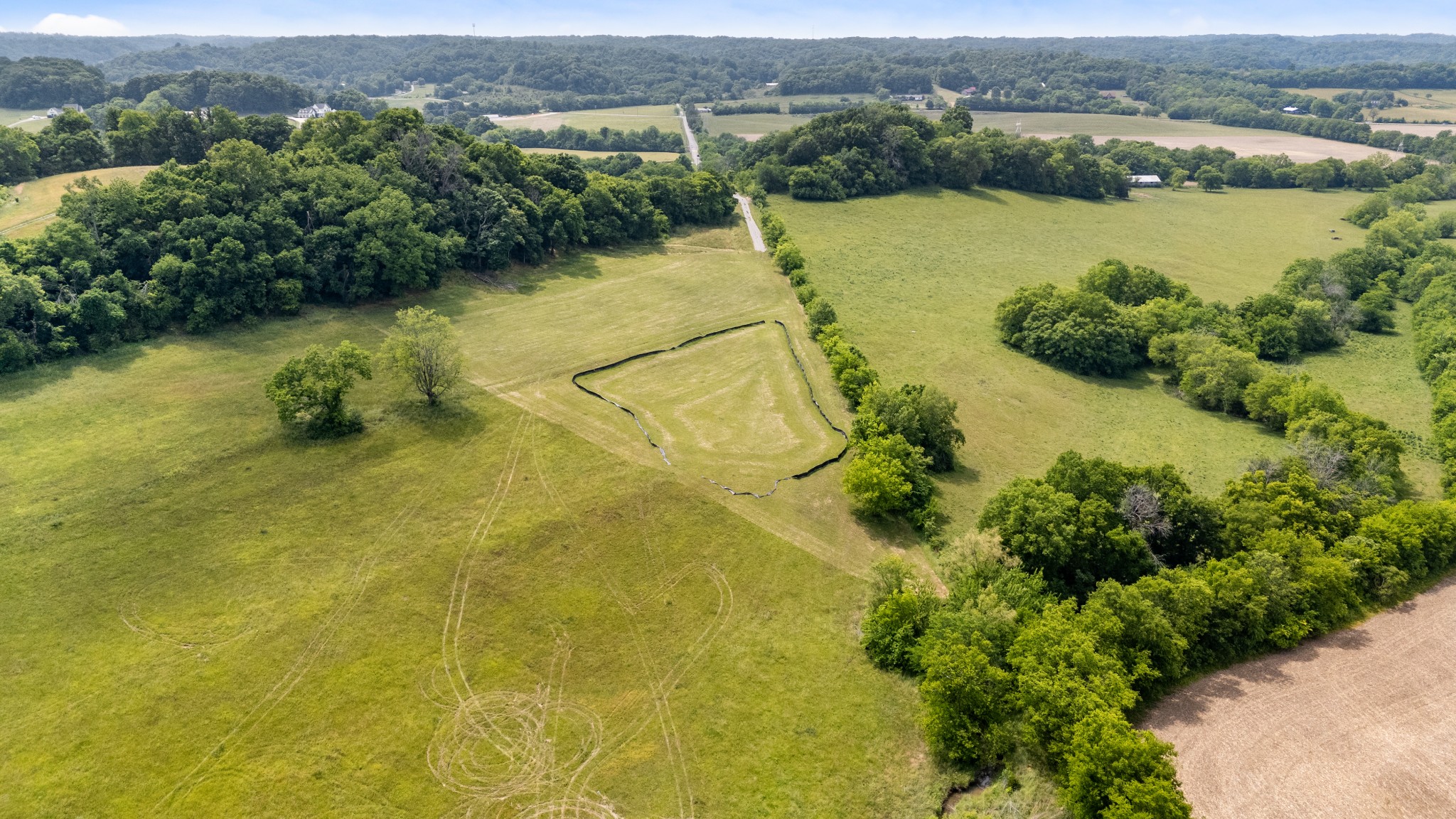 1924 Thompson Station Rd W, Thompsons Station, TN 37179