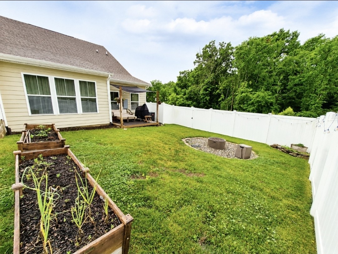 385 S Downs Cir, Goodlettsville, TN 37072