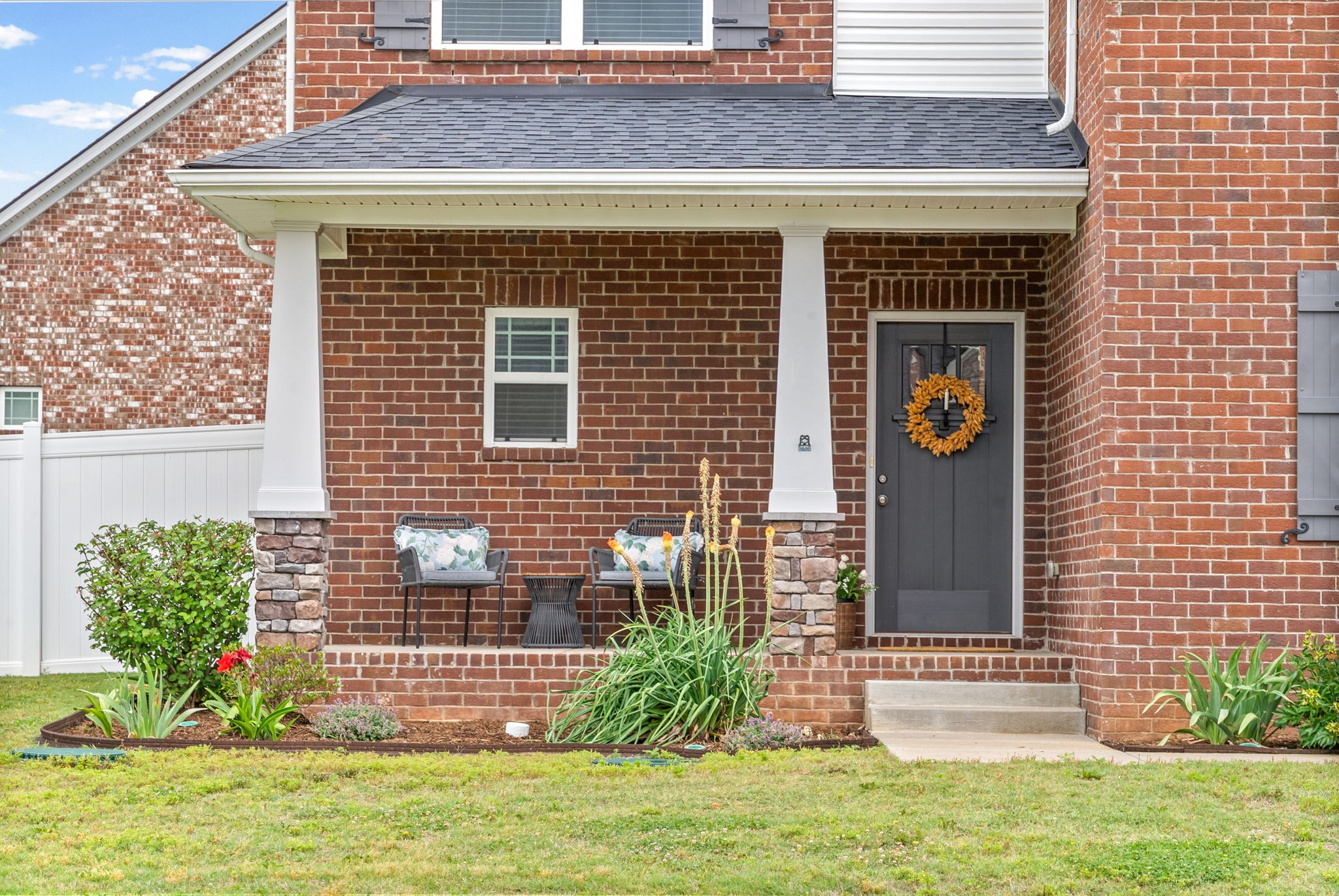 719 Reflections Ln, Pleasant View, TN 37146