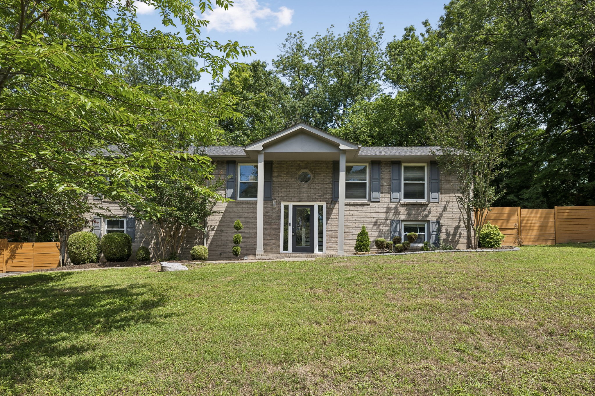 590 Weeping Elm Rd, Mount Juliet, TN 37122