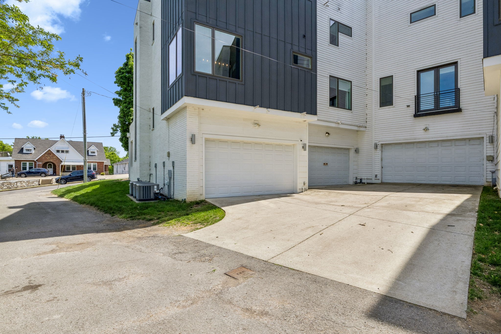 2003 Beech Ave, Nashville, TN 37204