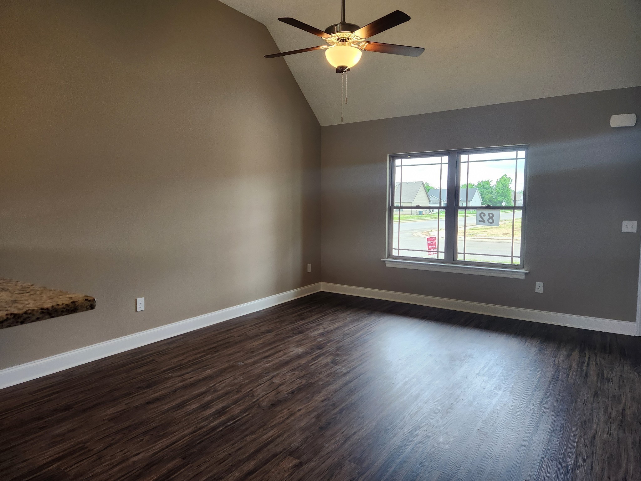 3001 Upstream Rd, Christiana, TN 37037
