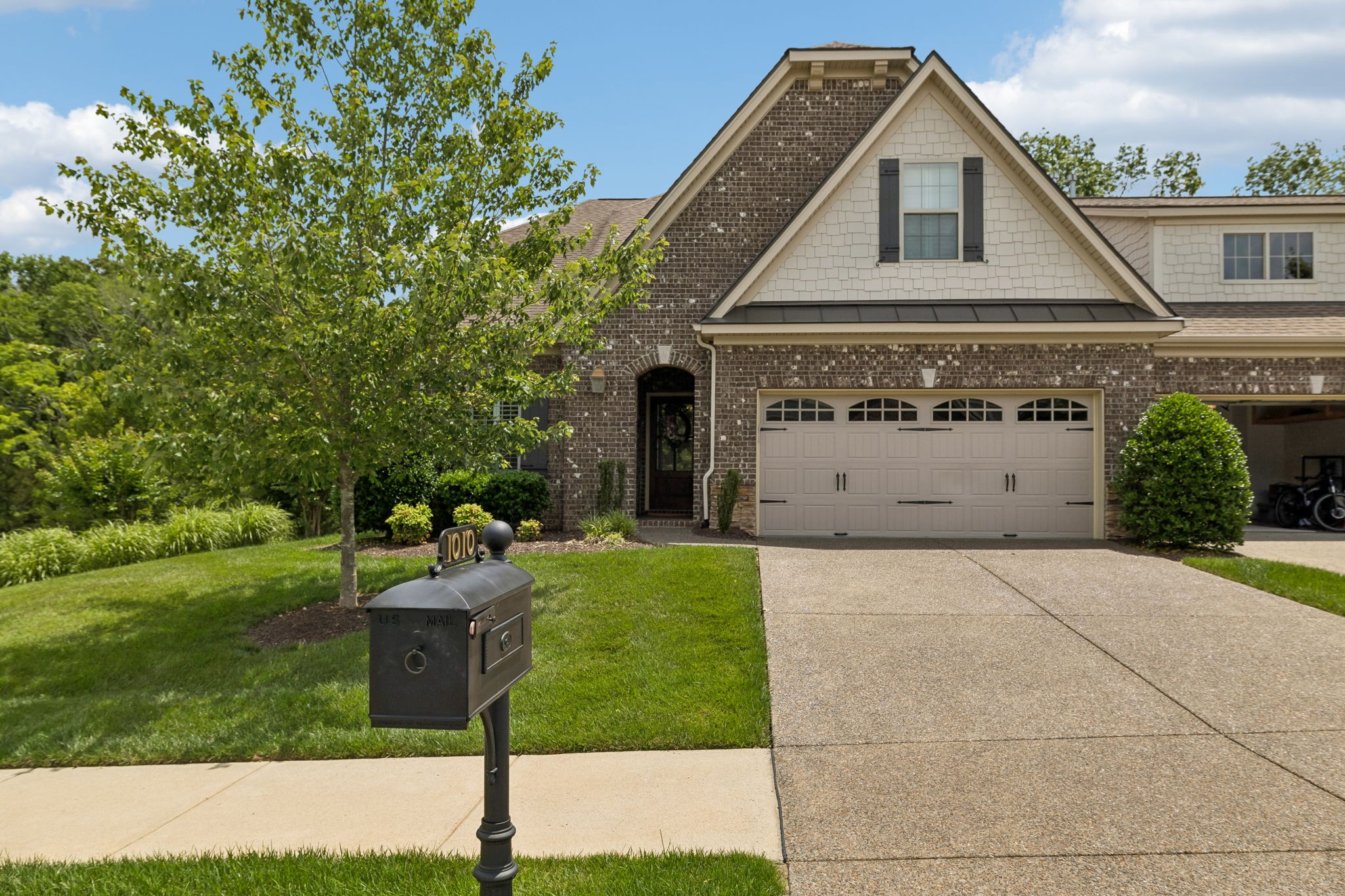 1010 Callaway Dr, Lebanon, TN 37087