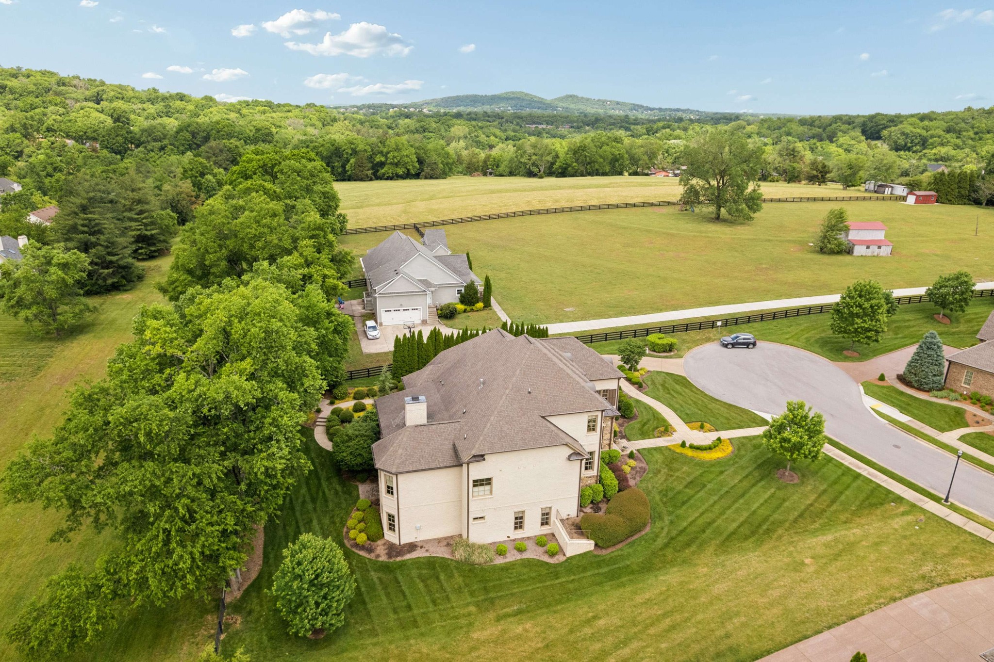 988 Still Forest Dr, Brentwood, TN 37027