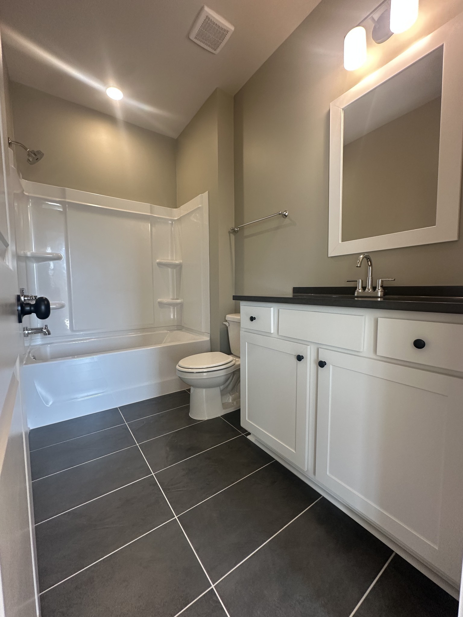 165 Manor Way, Hendersonville, TN 37075