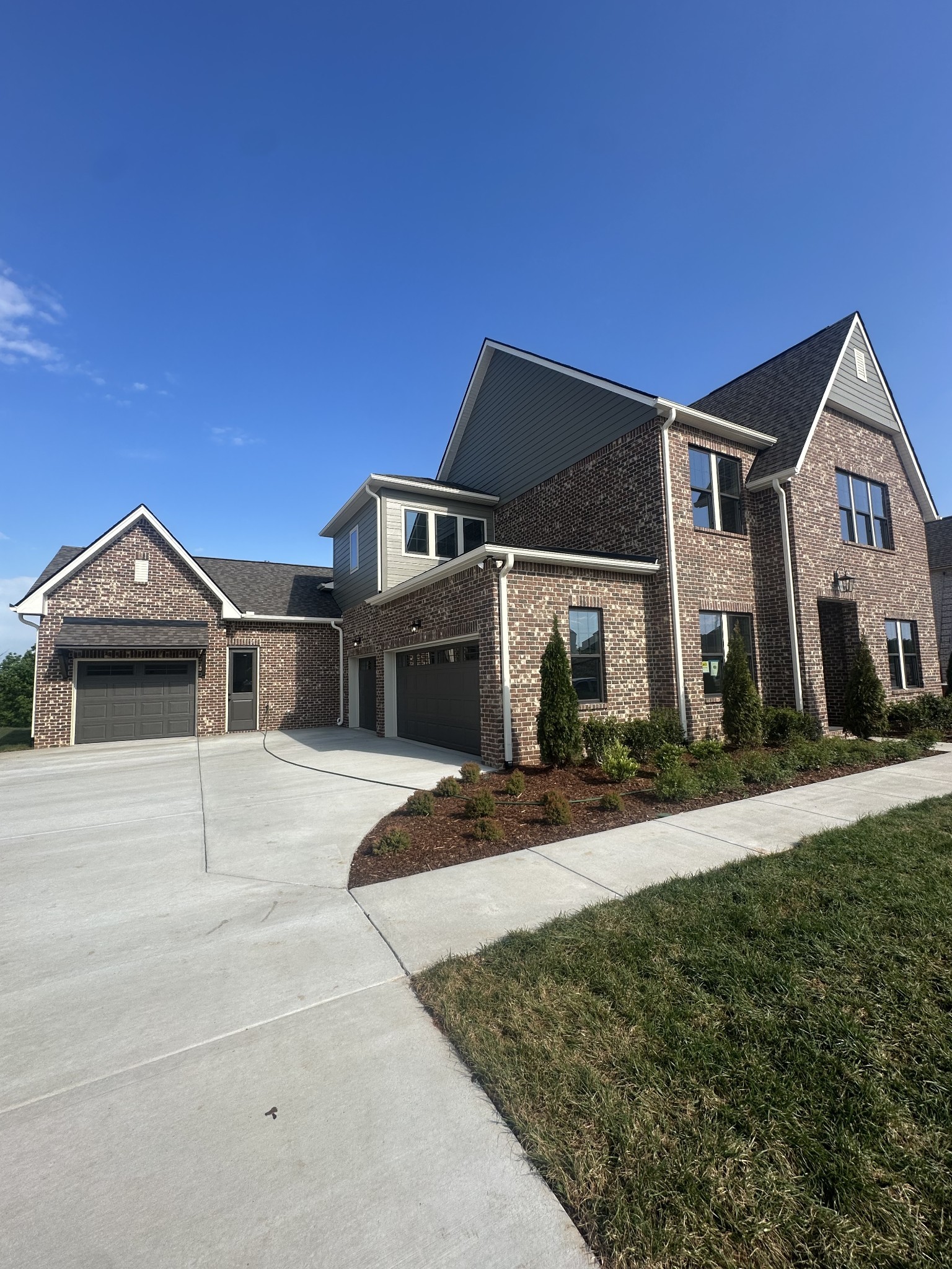 165 Manor Way, Hendersonville, TN 37075