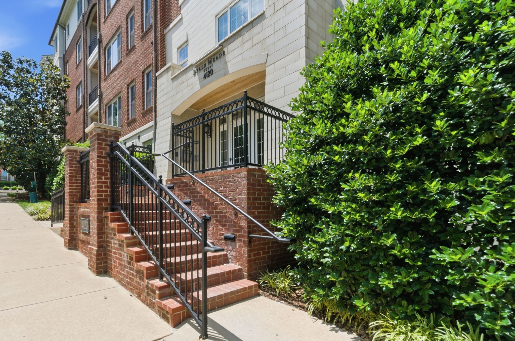 4120 Ridgefield Dr #203, Nashville, TN 37205