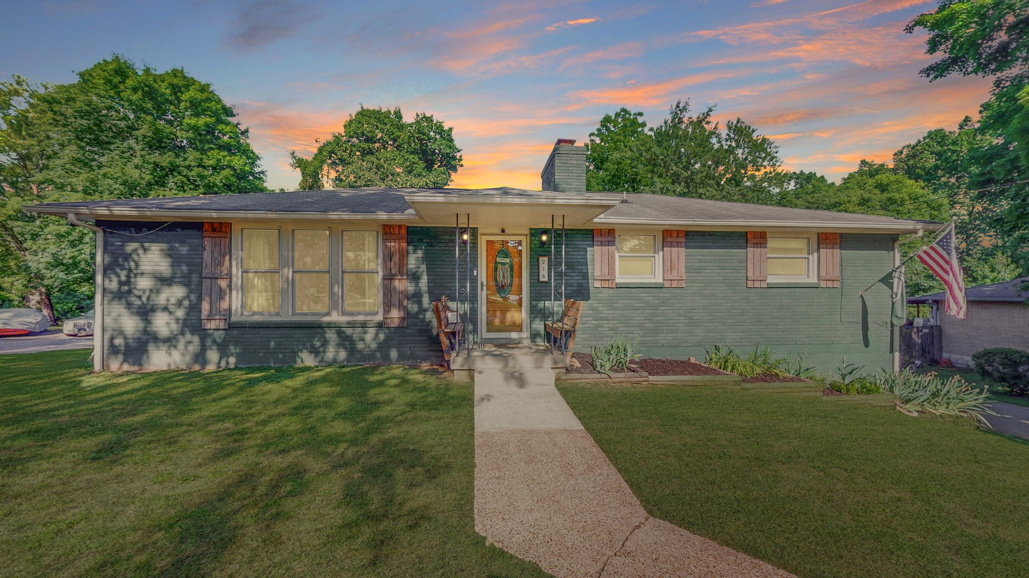 216 Roberta Dr, Hendersonville, TN 37075