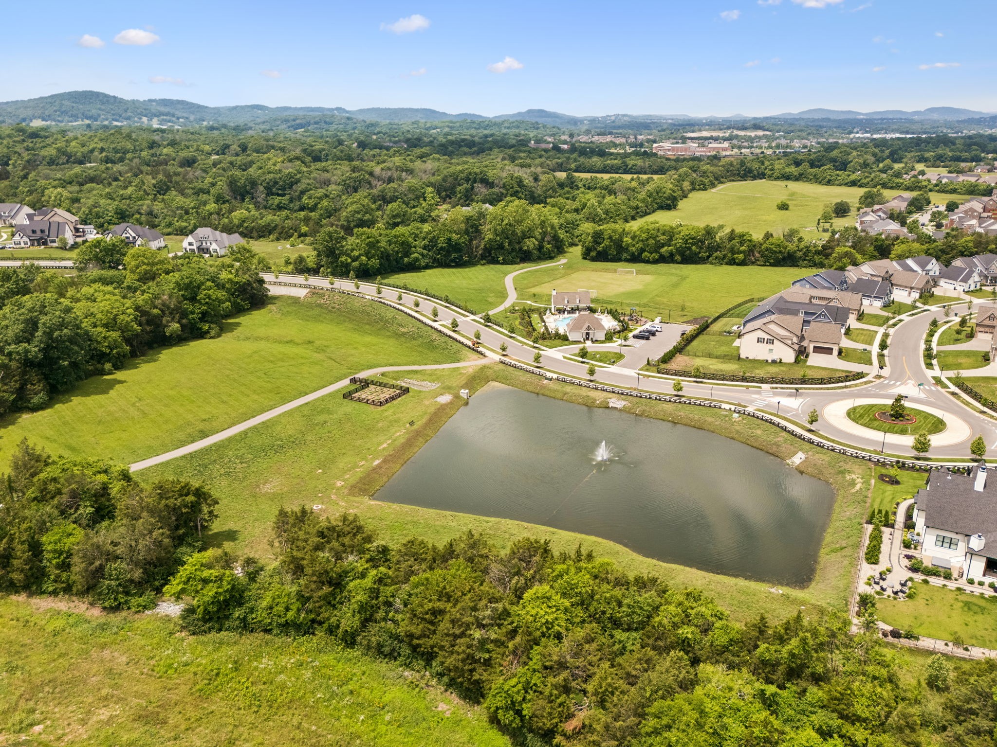 1132 Angela Ann Ct, Nolensville, TN 37135