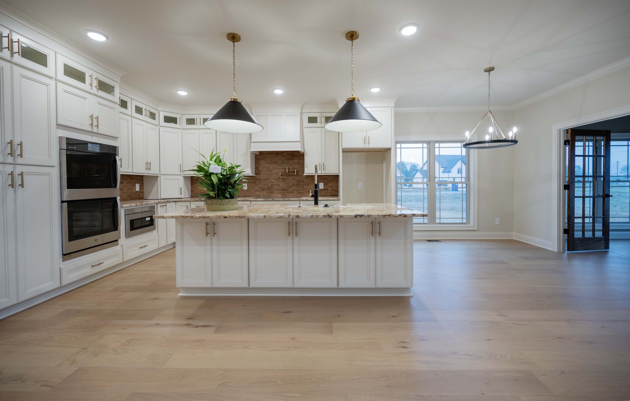 2713 Holly Springs Dr, Murfreesboro, TN 37129