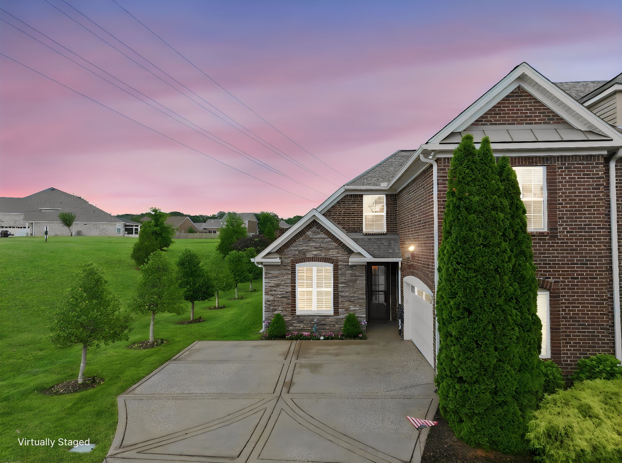 1010 Larkwood Dr, Hermitage, TN 37076