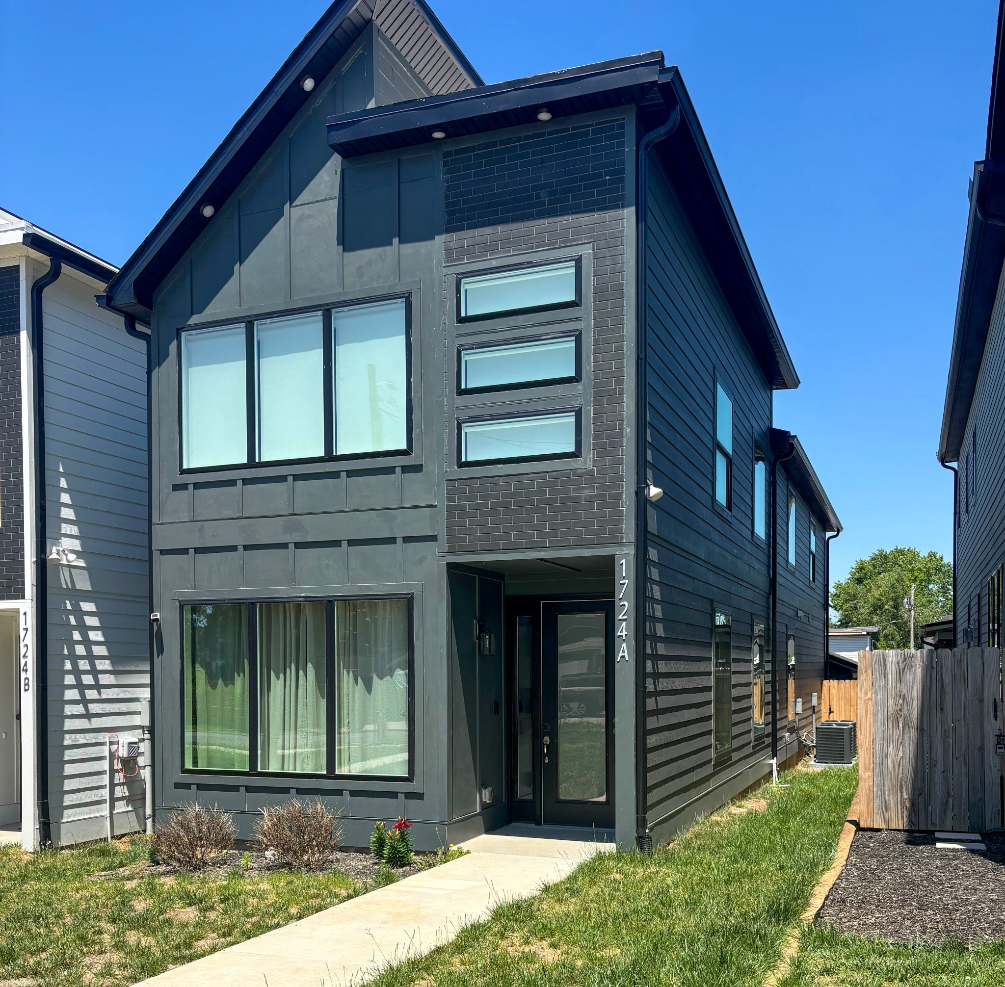1724A Simpkins St, Nashville, TN 37208